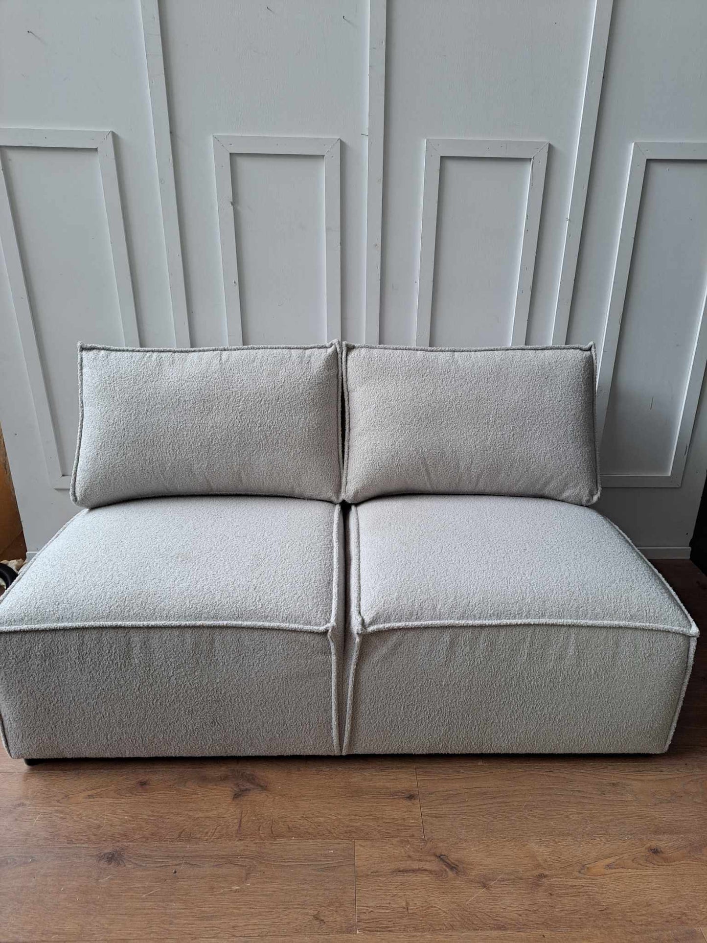 2 seater modular sofa / Cloud Grey Teddy / Boucle