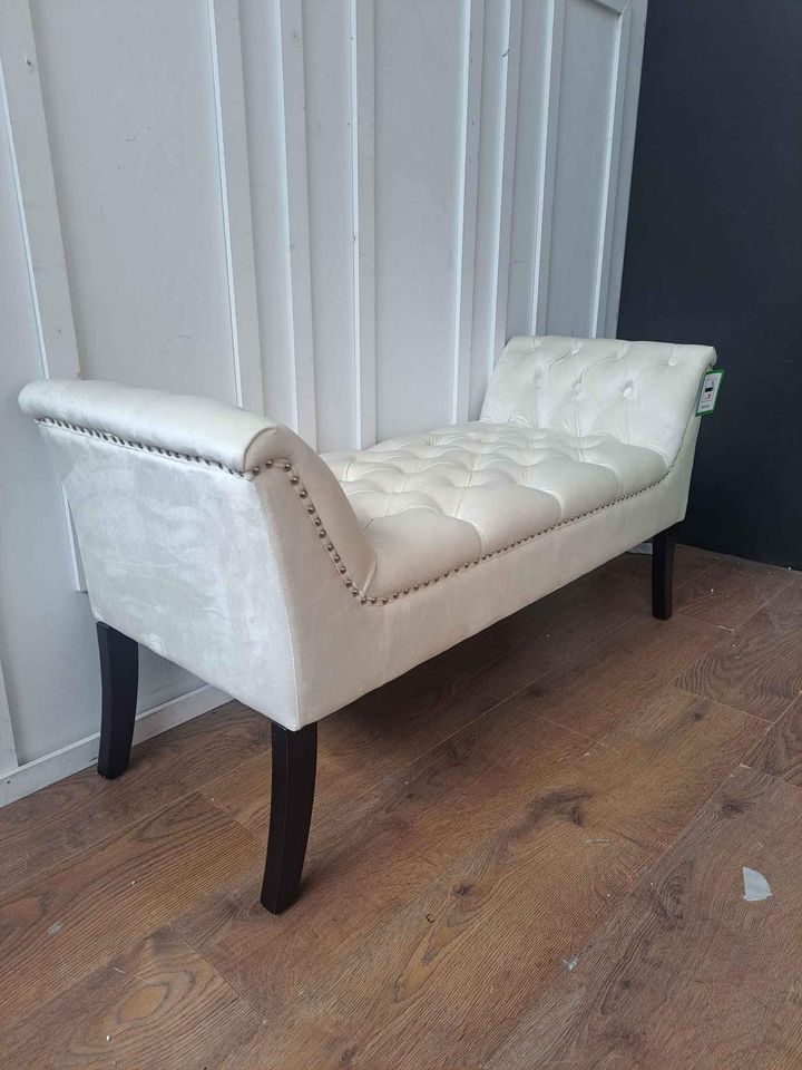 Velvet Buttoned Bench with Black Wood Legs