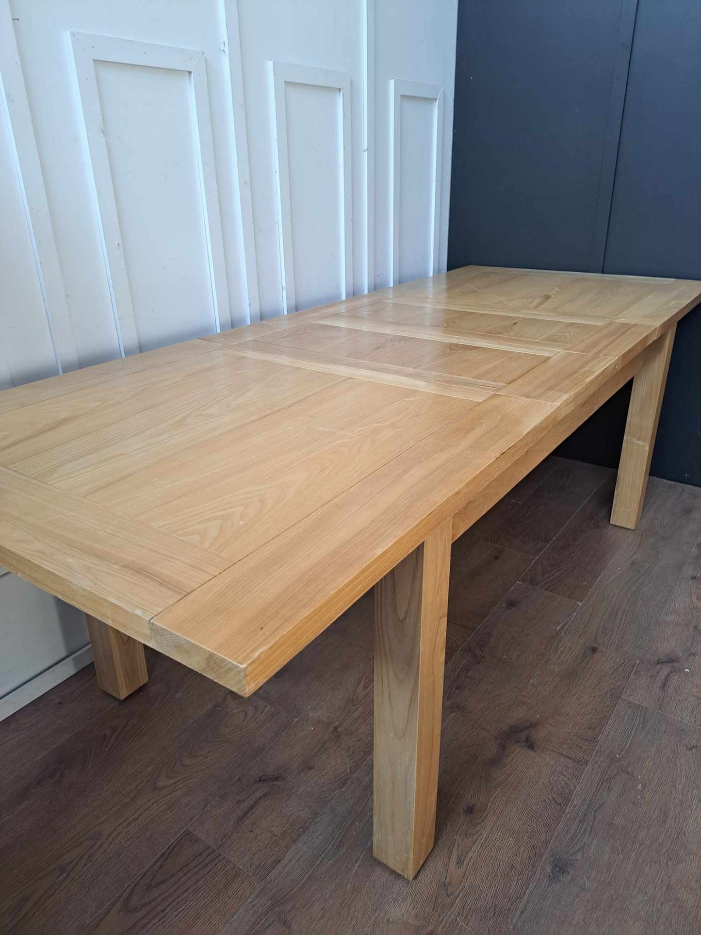 Oak Solid Wood Extending Dining Table