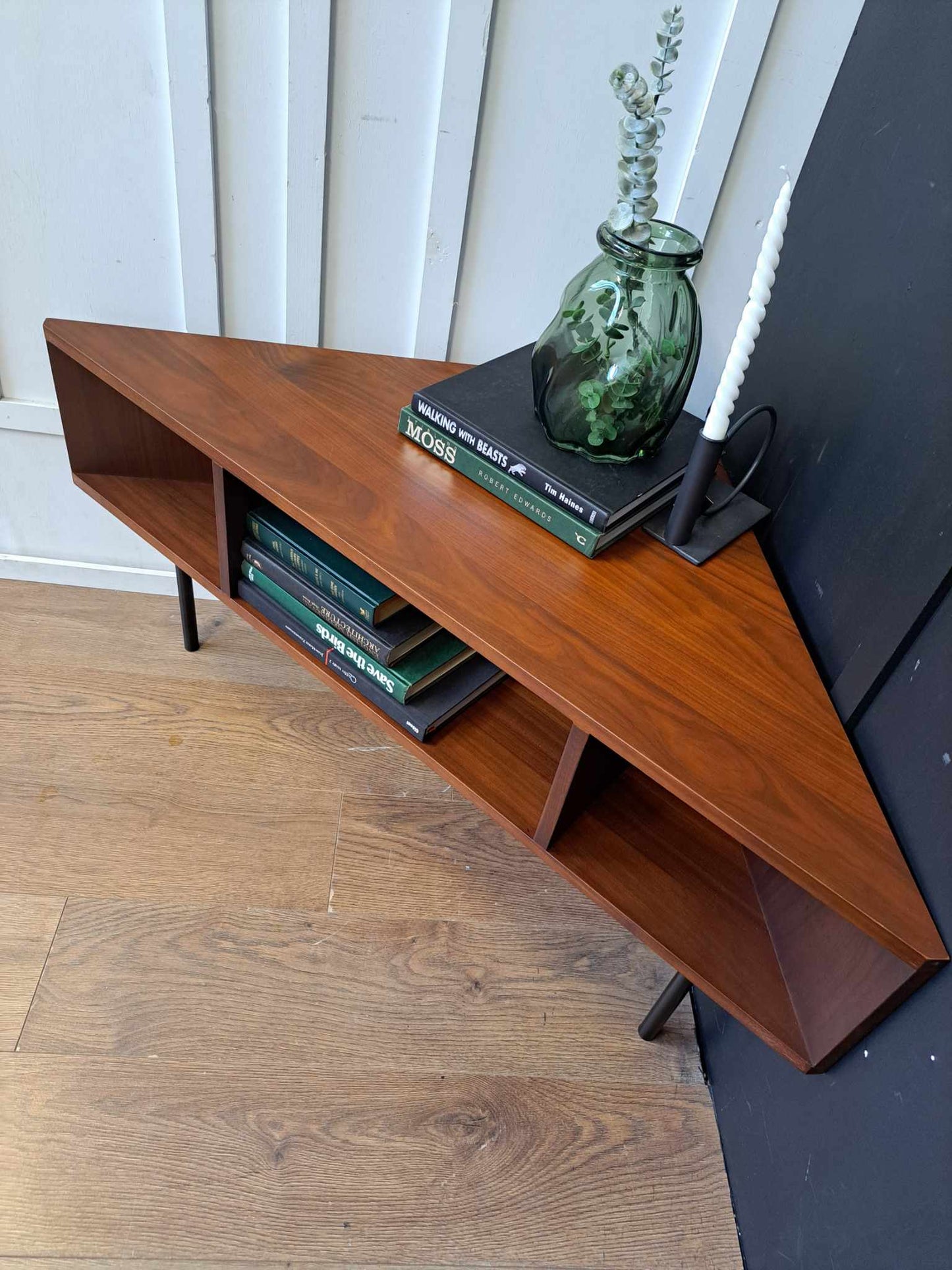 Walnut Veneer TV-HIFI Corner Unit / La Redoute RRP £425