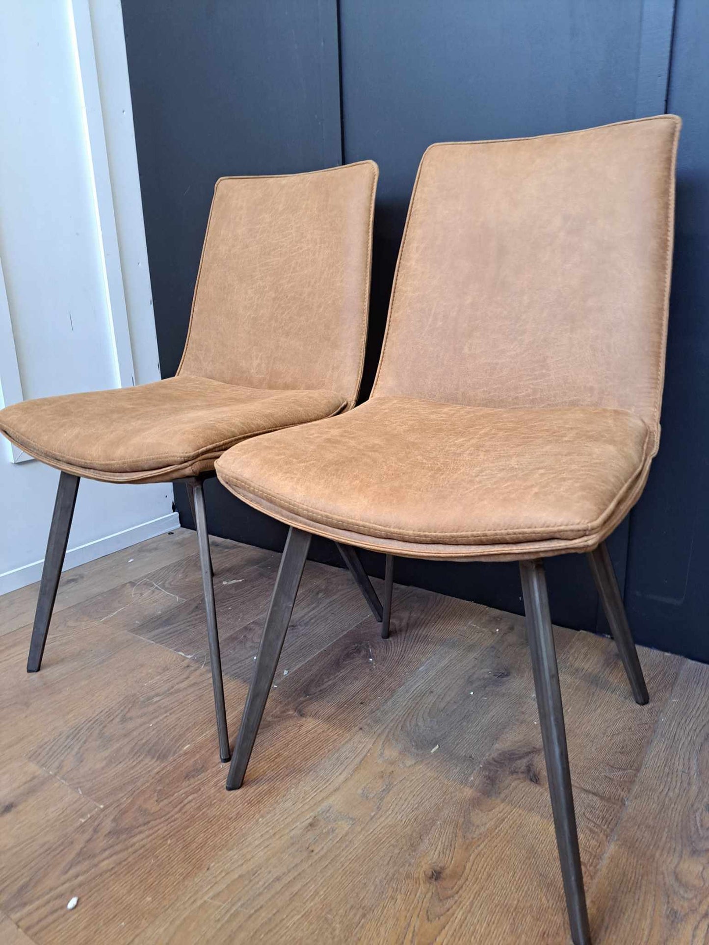 Set of 2 dining chairs Brown Leather and Metal Patina / RRP £565