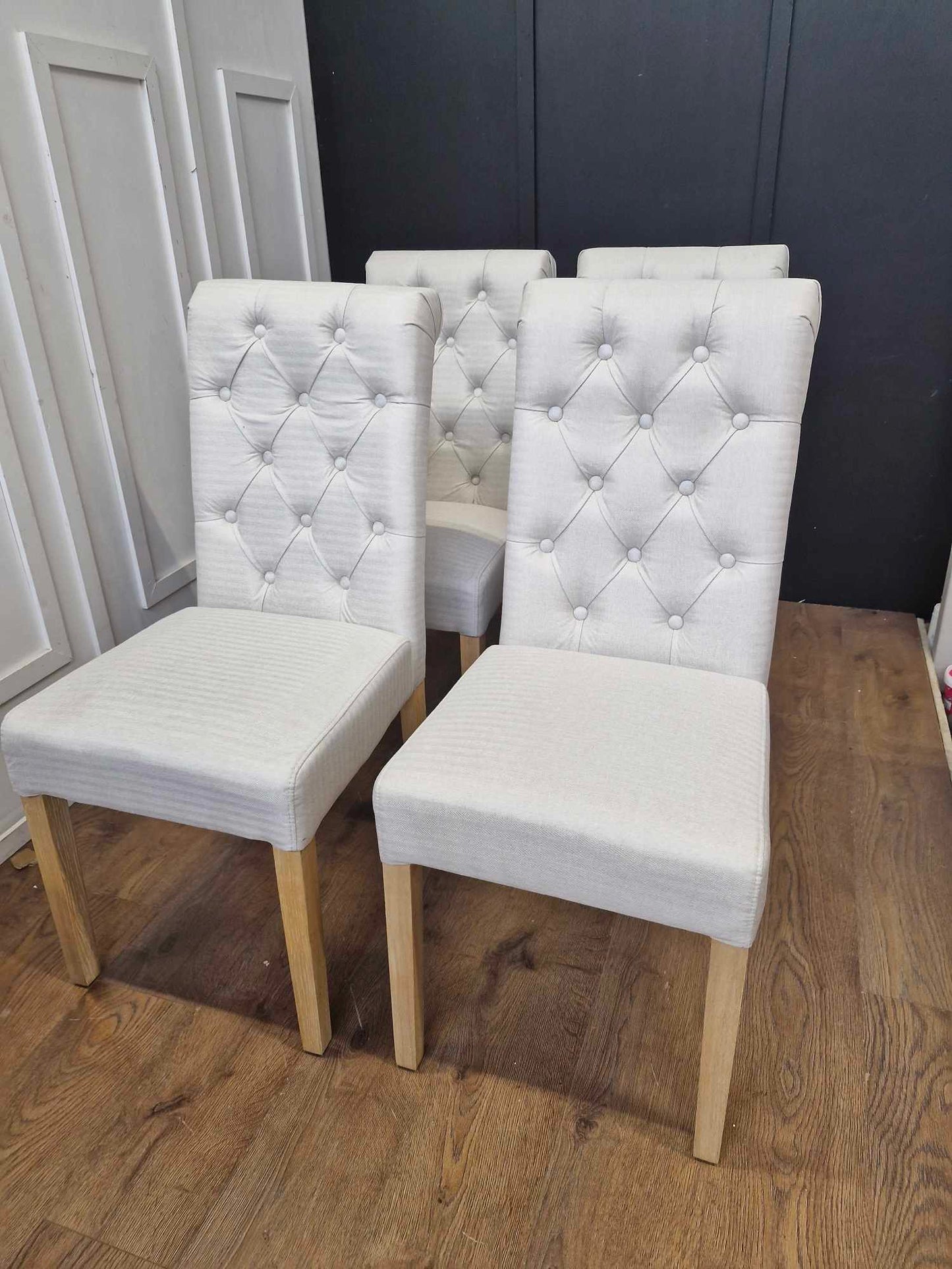 Dining Chairs set of x 4 / Light natural and oak