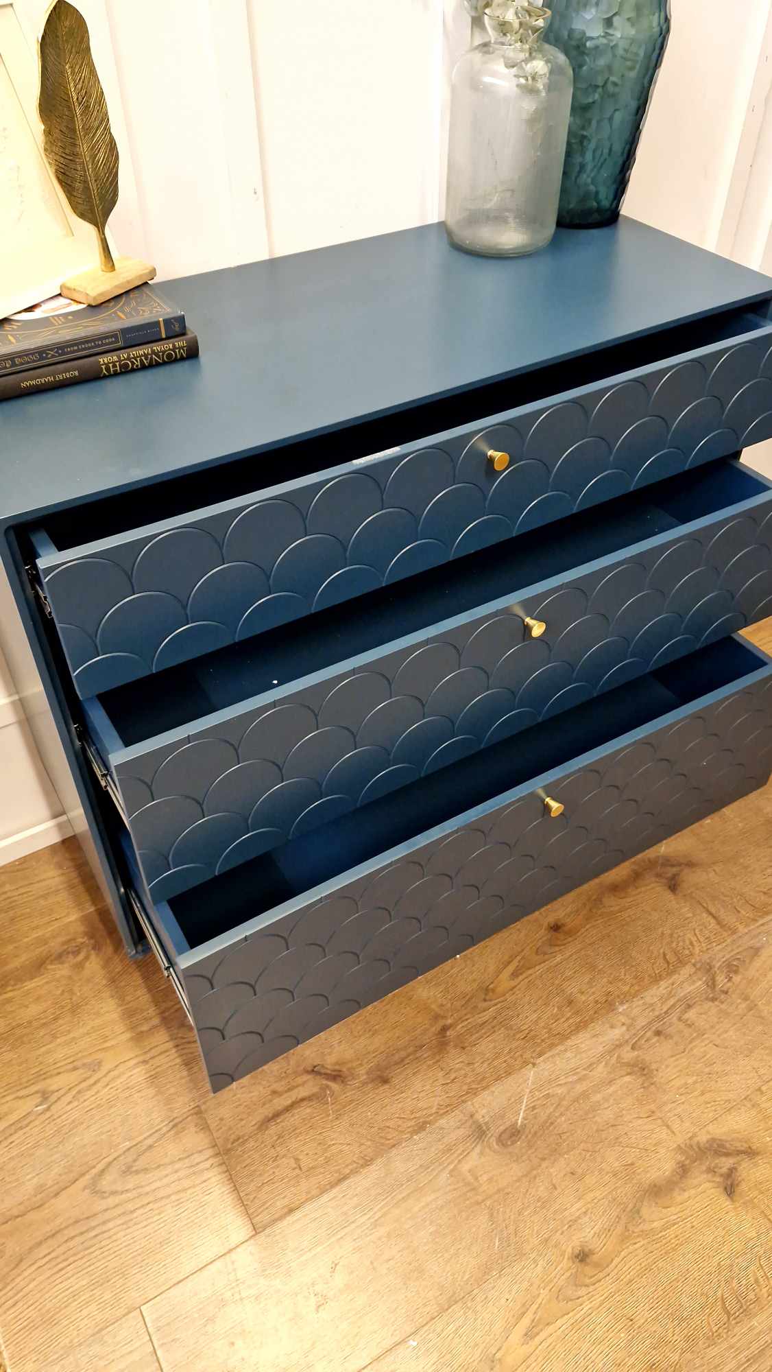 Scallop Pattern Prusian Blue Chest of Drawers / La Redoute Luxore RRP £525