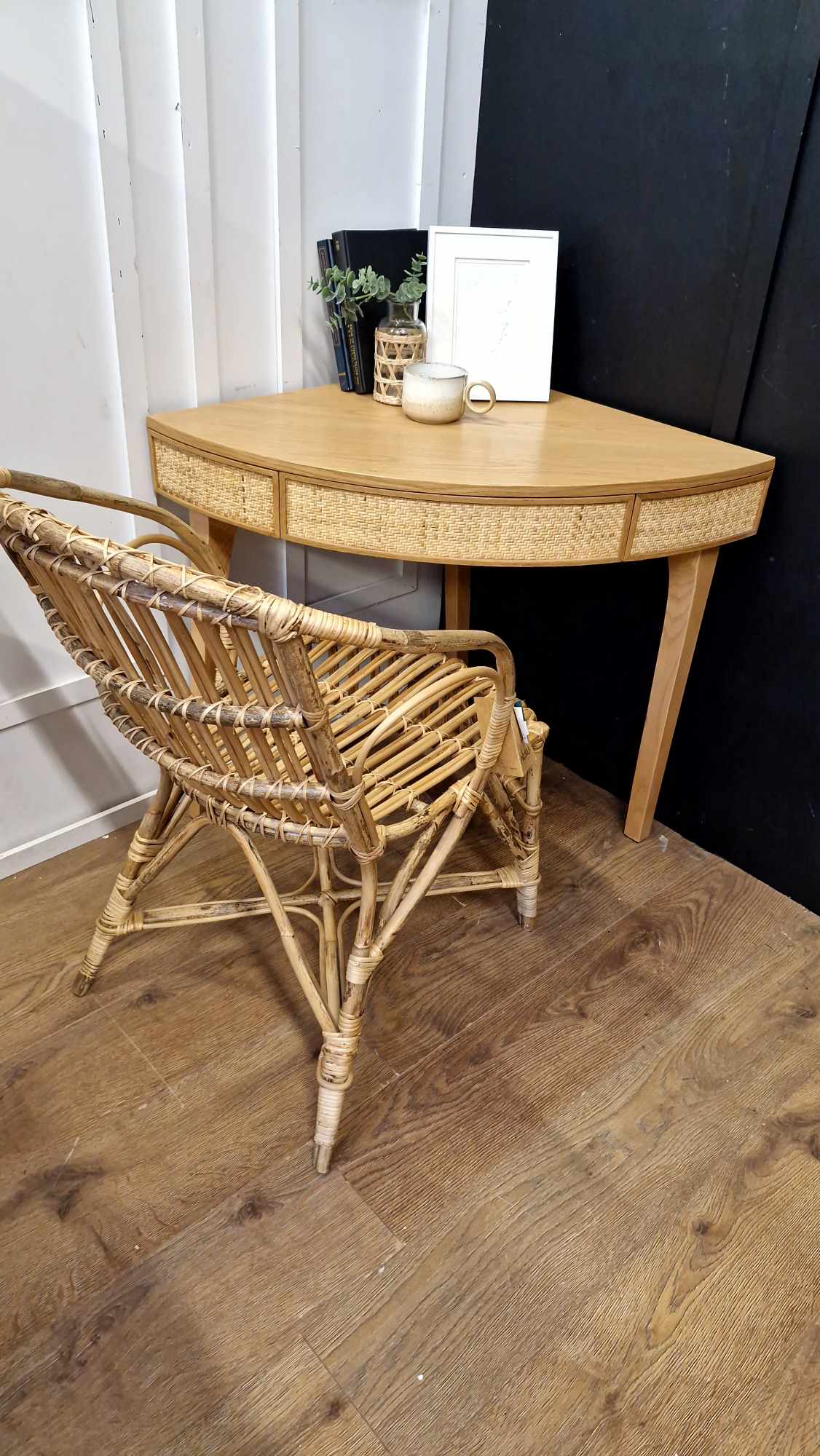 Oak an Rattan Corner Round Desk Console Table / La Redoute Achilde RRP £325