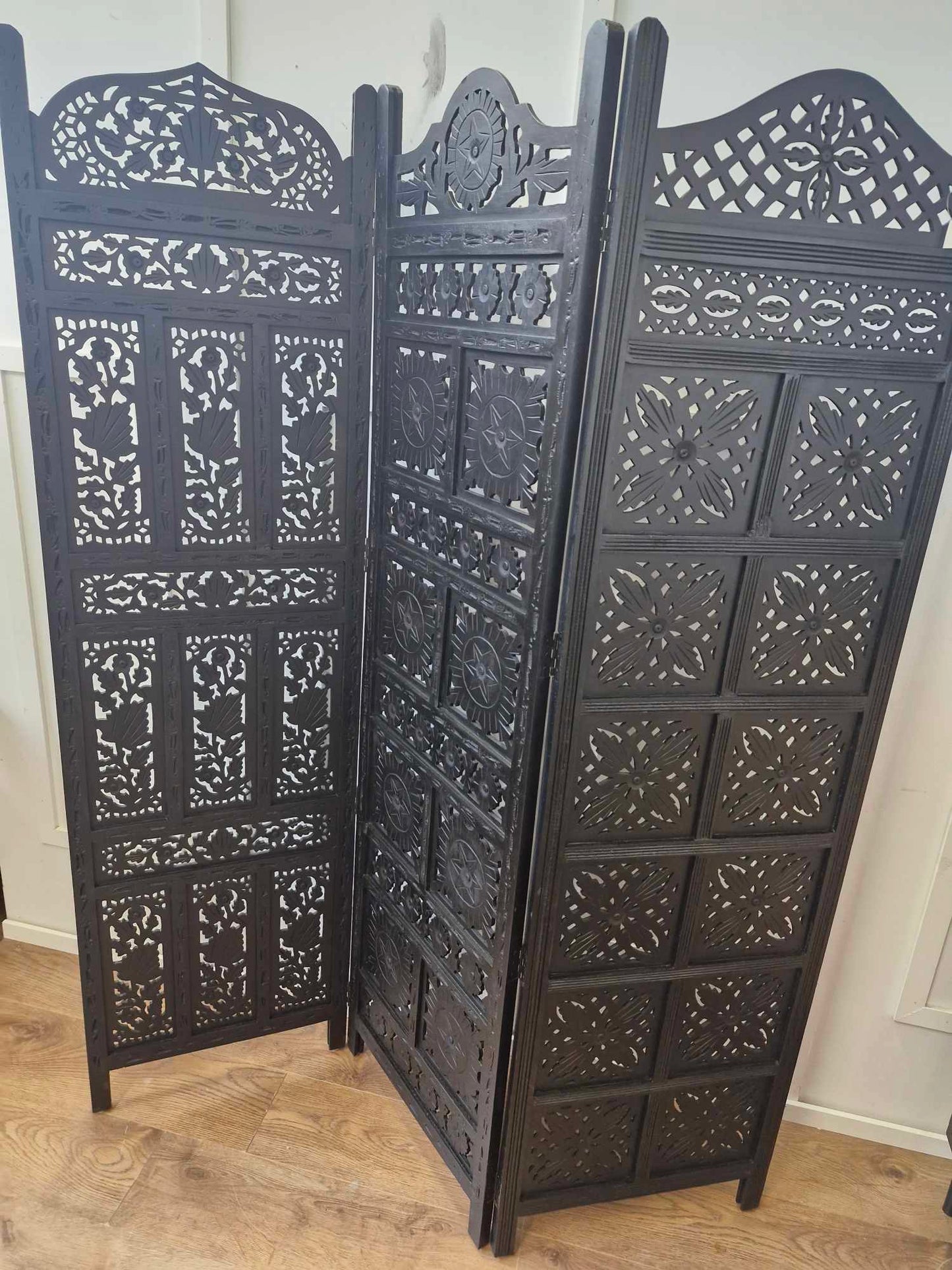 Black Solid Wood Screen Room Divider and delivery