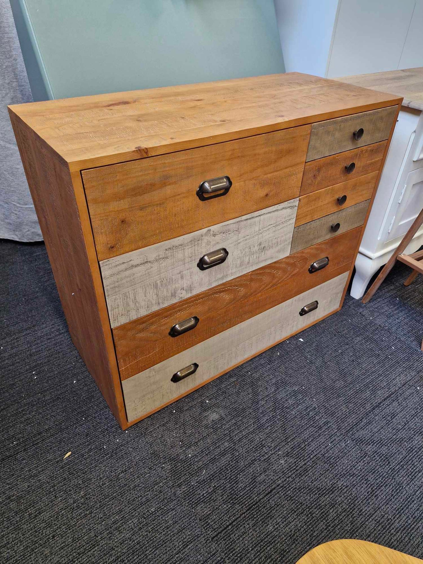 Solid Wood 6 Drawers Chest