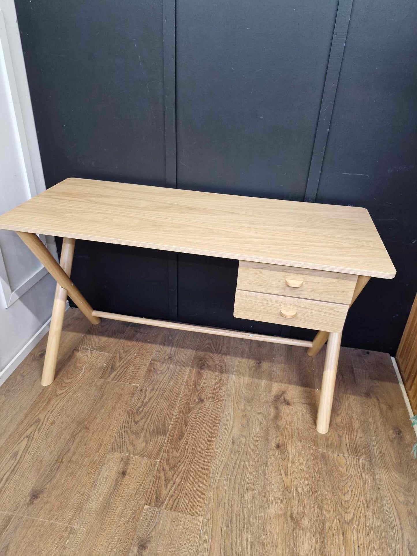 Large Oak Desk with crossed legs and drawers