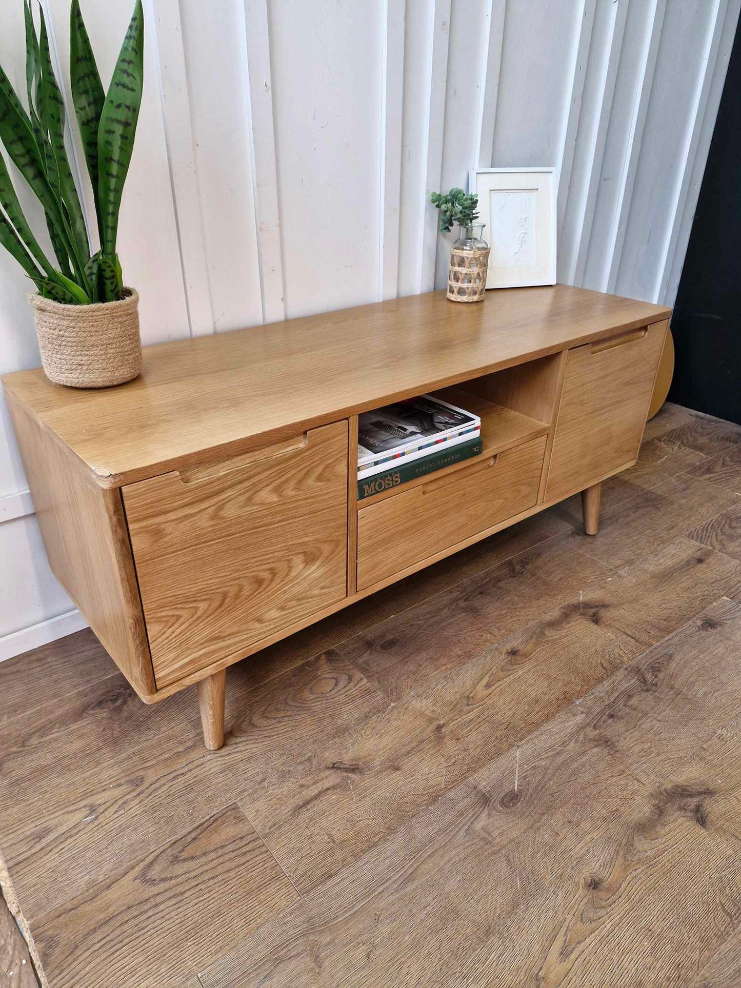 Oak TV stands  fits Up To 55 inch TV