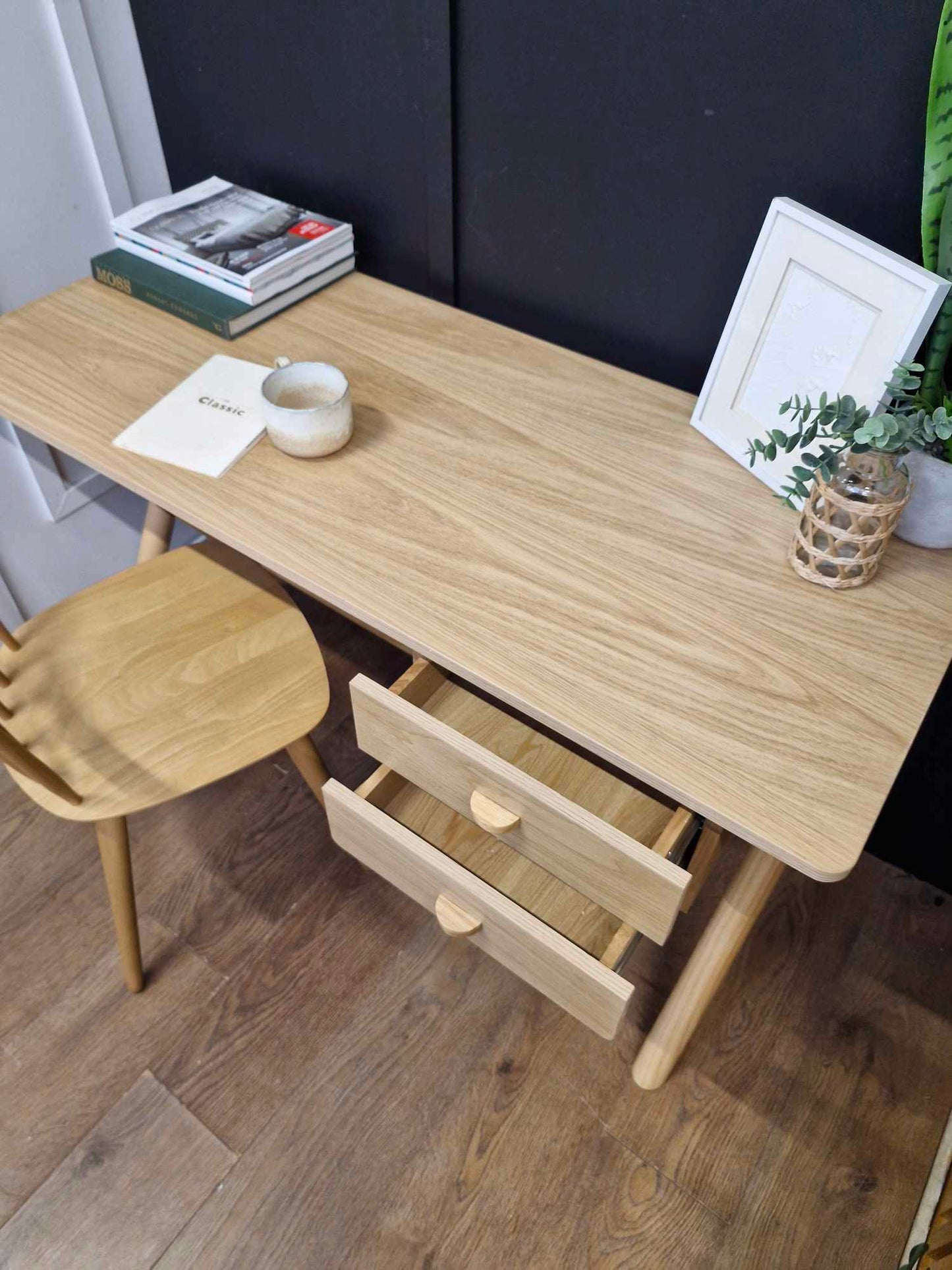 Large Oak Desk with crossed legs and drawers