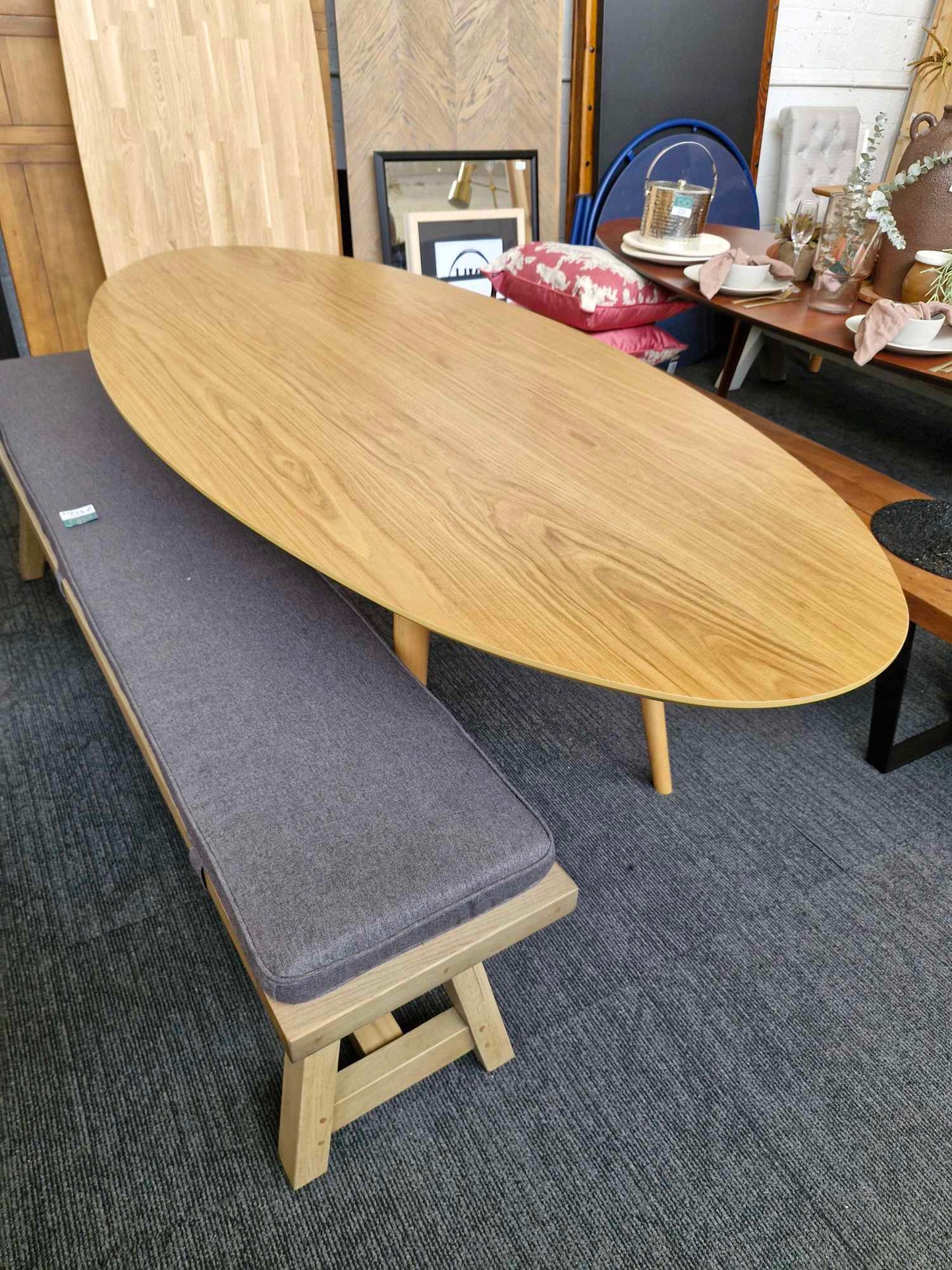 Vintage Style Oak Dining Table / La Redoute Blutante Elliptical