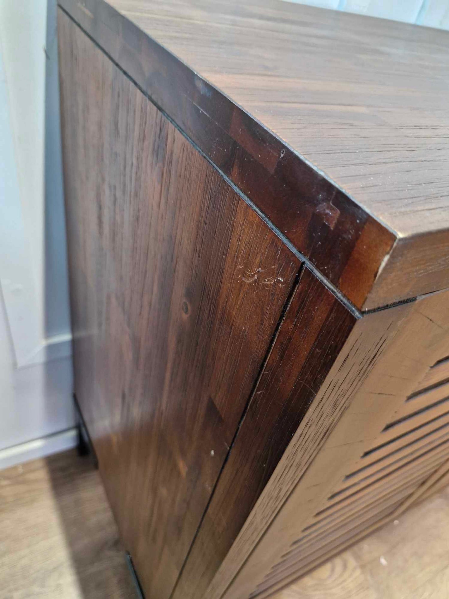 Solid Dark Wood Sideboard / Oak Furnitureland Detroit