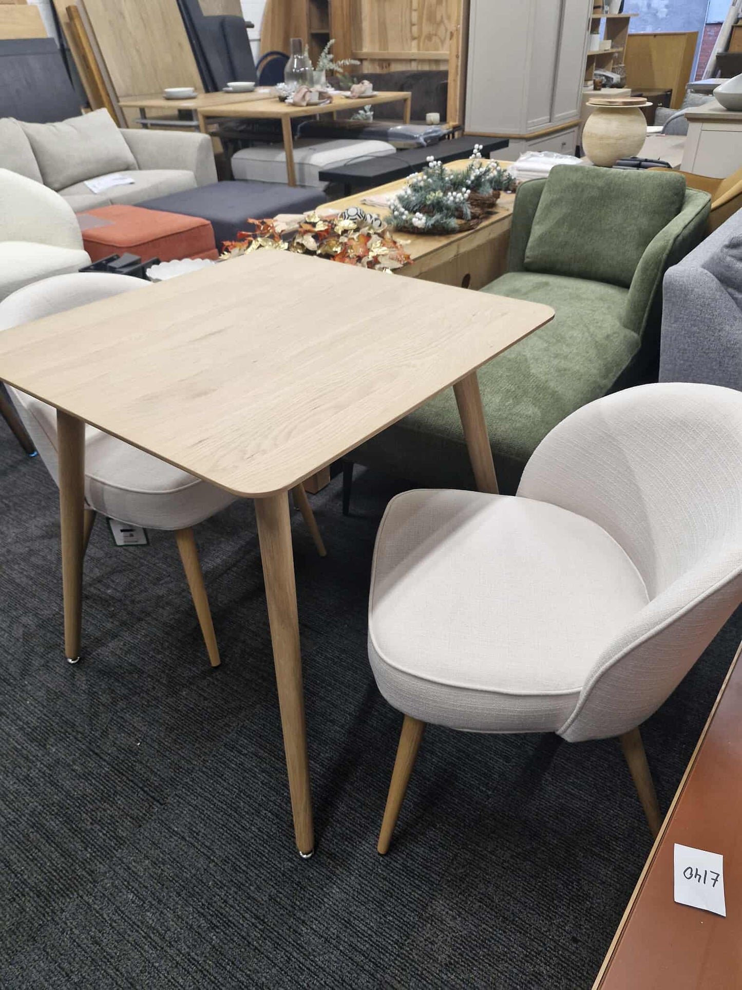 Light Oak Small Dining Table / 2-4 Seater