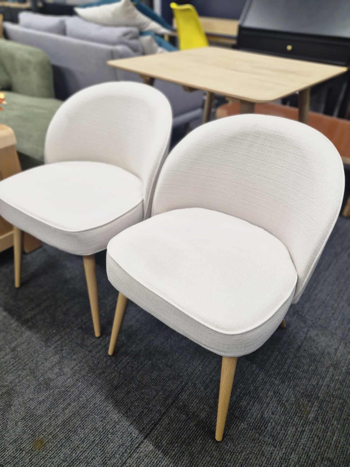 Light Cream and Oak Effect Legs / Set of 2