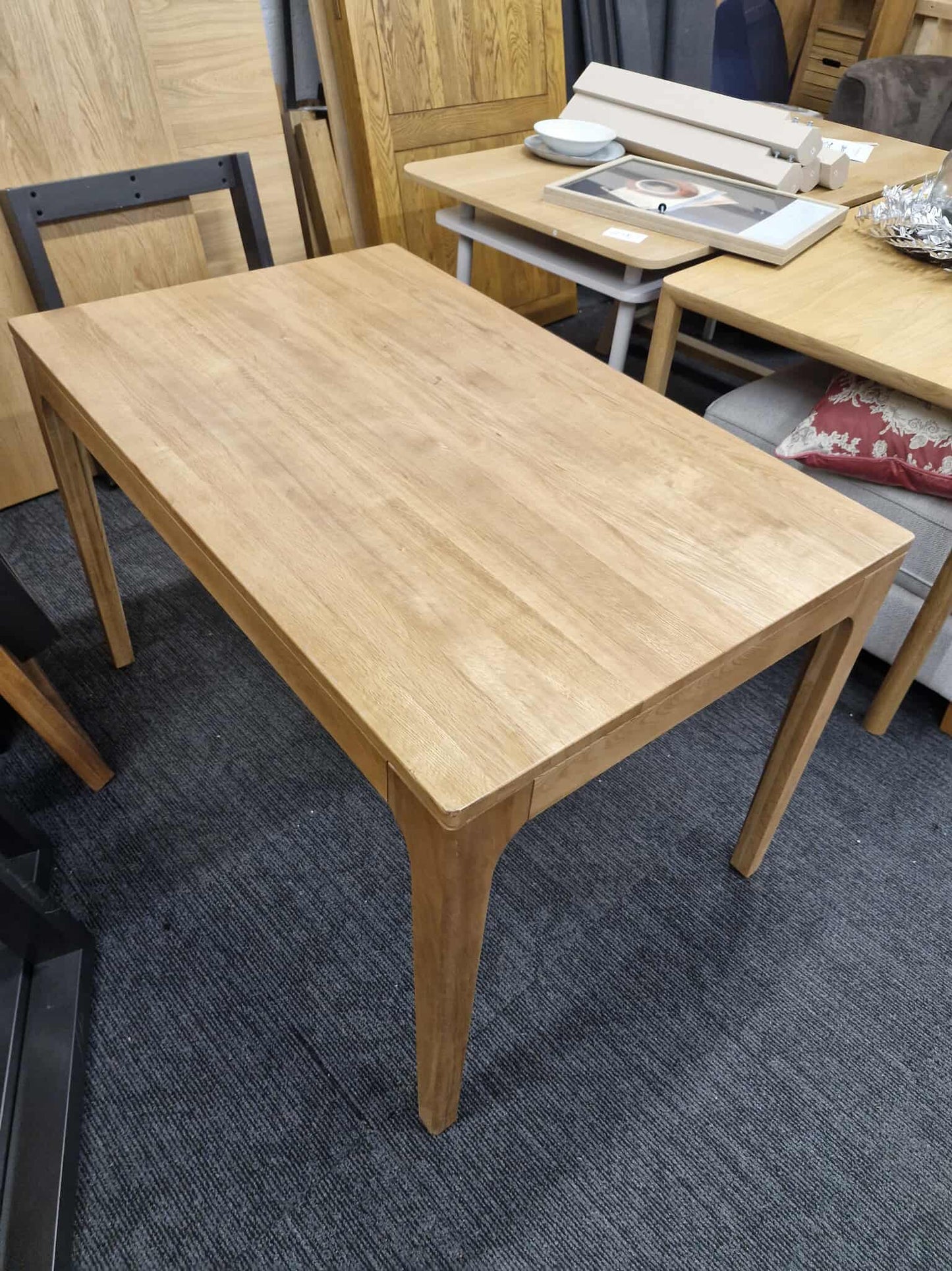 Solid Oak Scandi Style Dining Table / Oak Furnitureland Durham