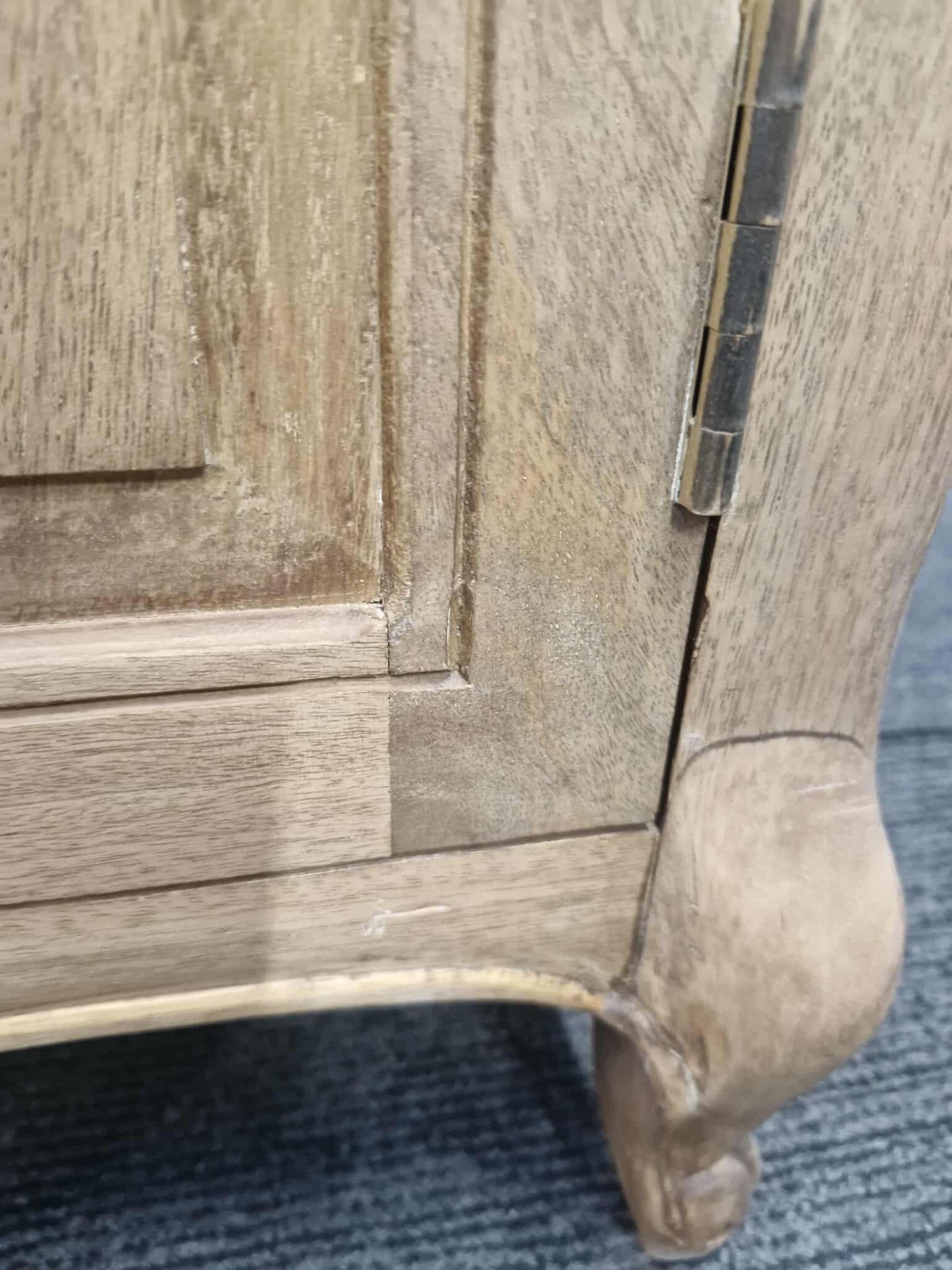 Solid Wood Washed Small Sideboard with 2 Drawers and 2 Doors