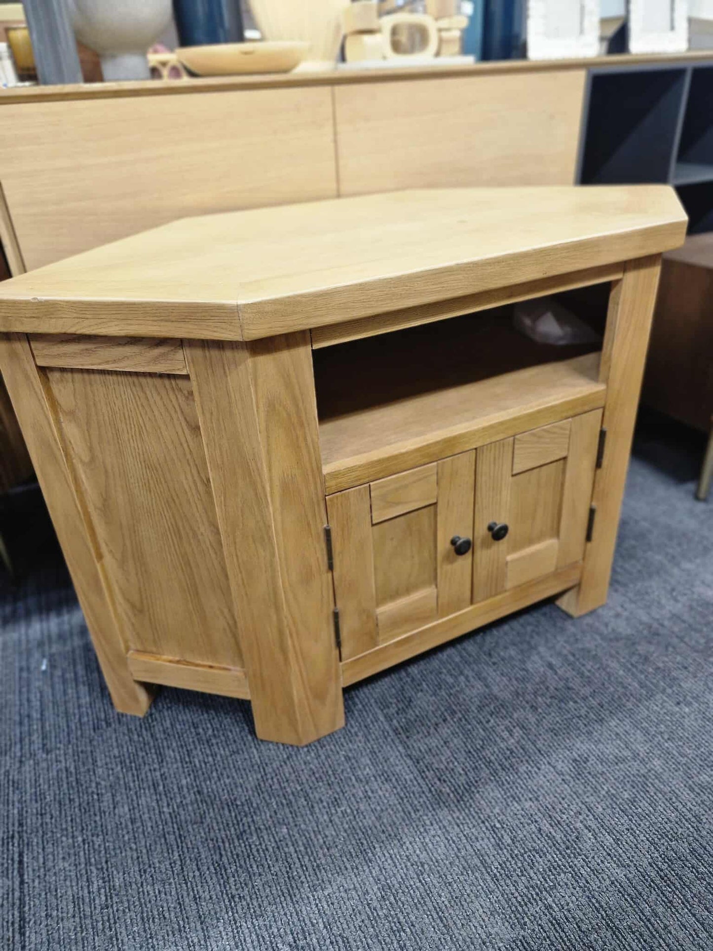 Rustic Oak Corner TV Stand with Dark Handles