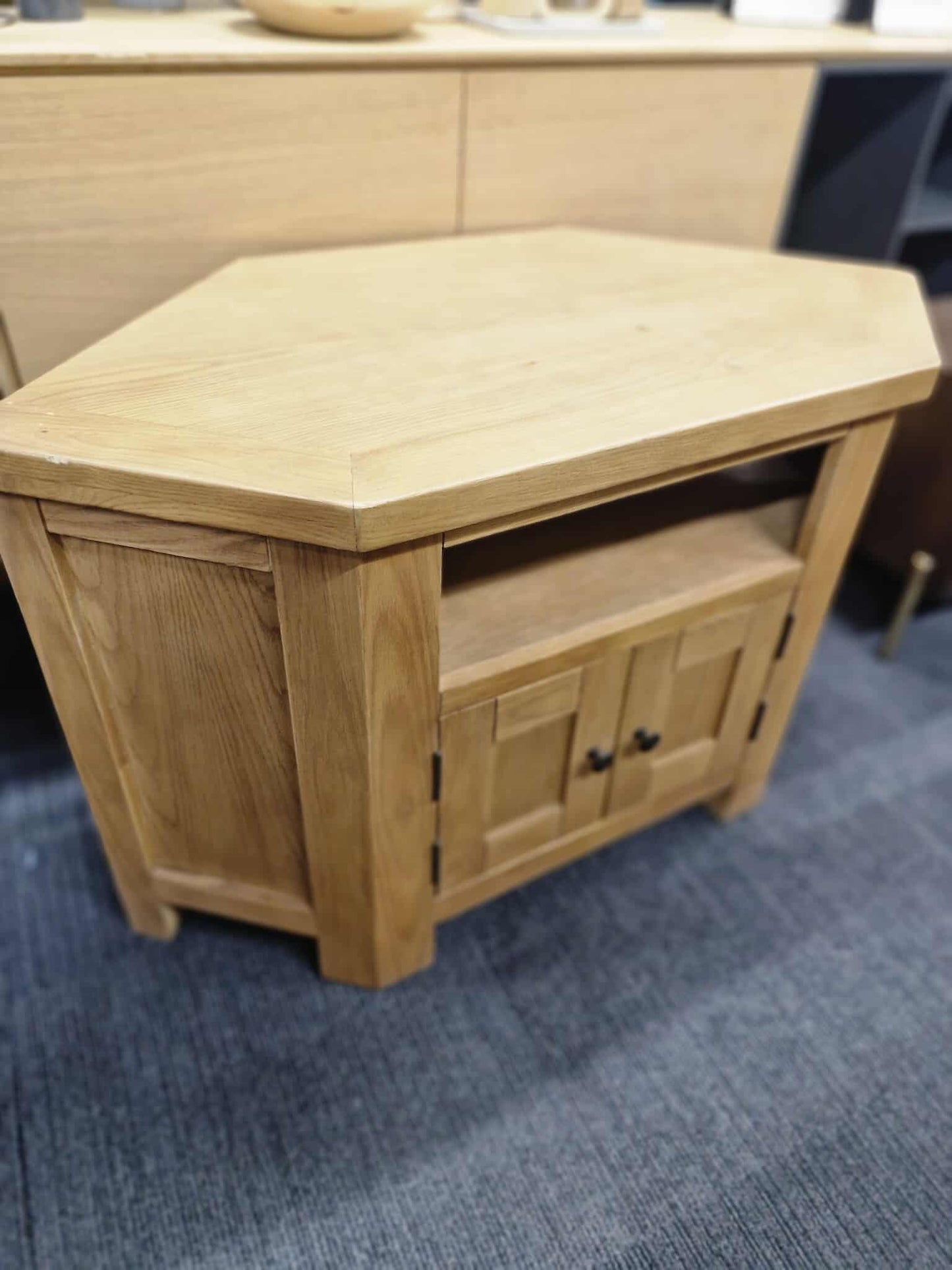 Rustic Oak Corner TV Stand with Dark Handles