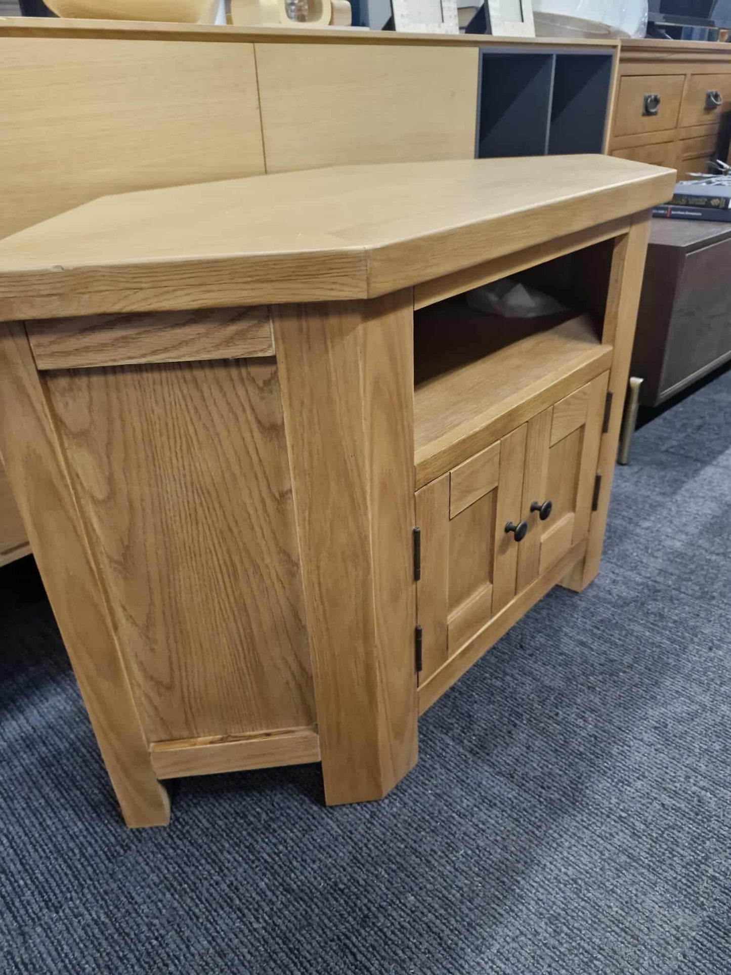 Rustic Oak Corner TV Stand with Dark Handles