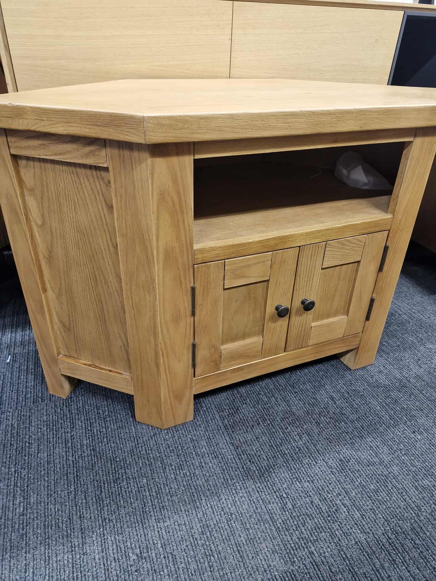 Rustic Oak Corner TV Stand with Dark Handles