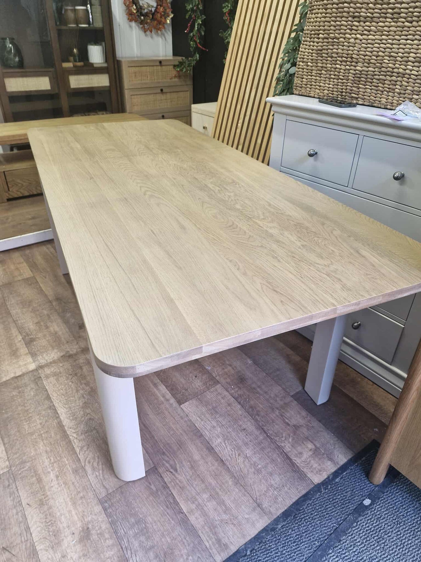 Extending Dining Table / Solid Wood- Smoked Oak and Stone Light Cream Painted / OAK FURNITURELAND OTTO