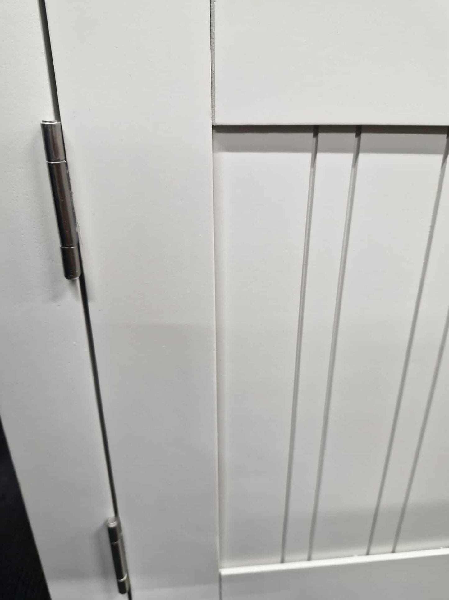 Solid wood grey large tv Stand unit / Oak Furnitureland Brompton