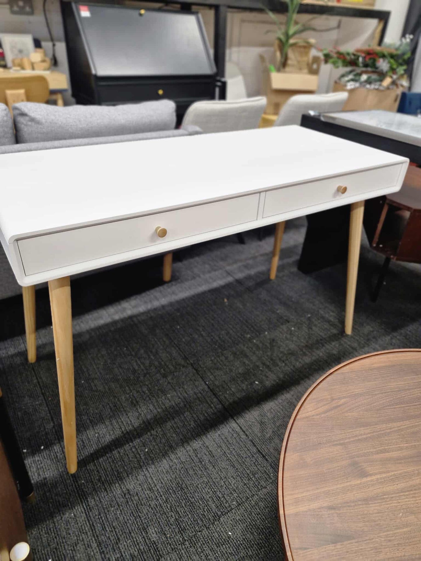 White and wood Large Desk