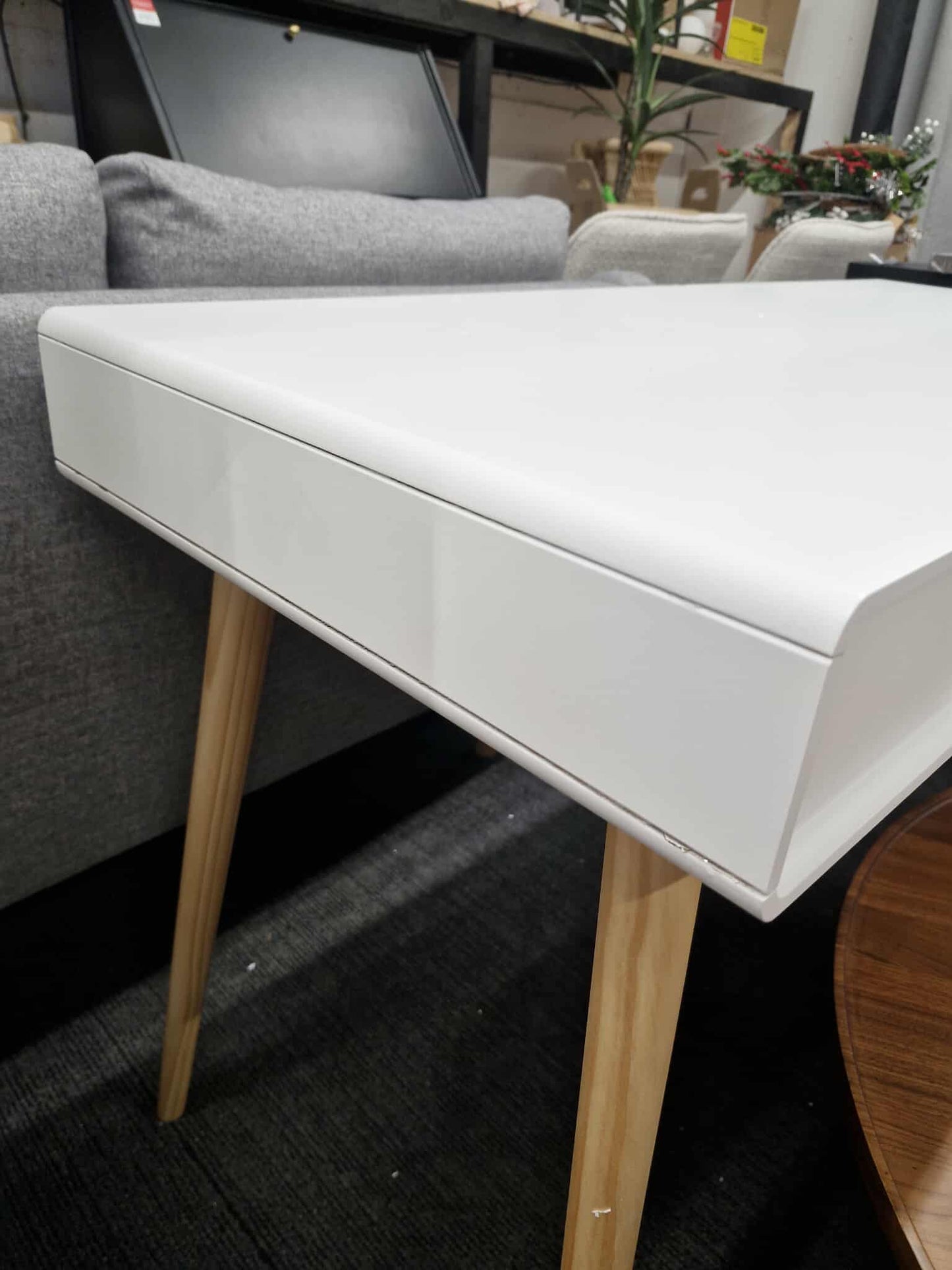 White and wood Large Desk