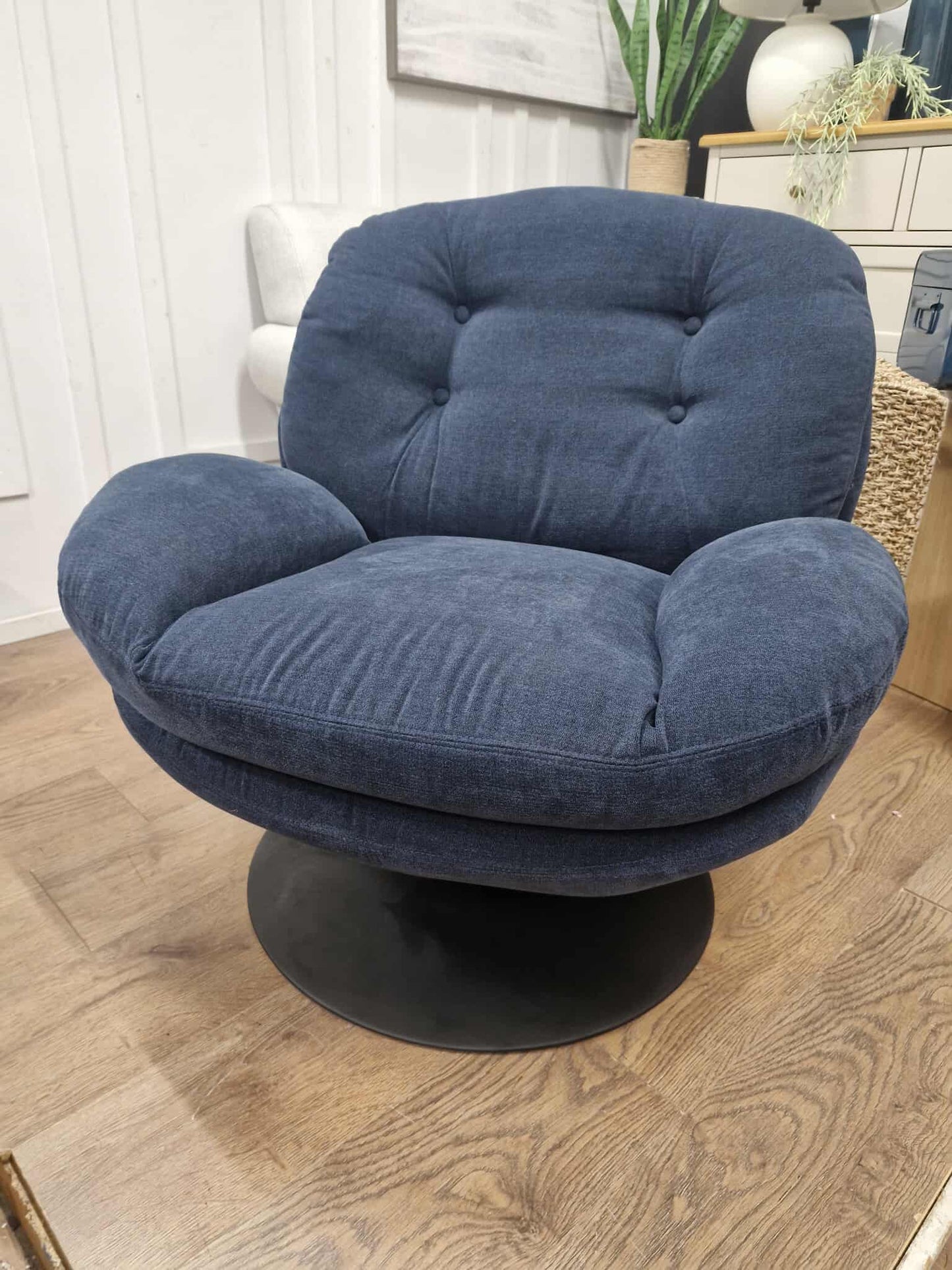 Swivel Leisure Chair / Armchair Dark Navy Blue