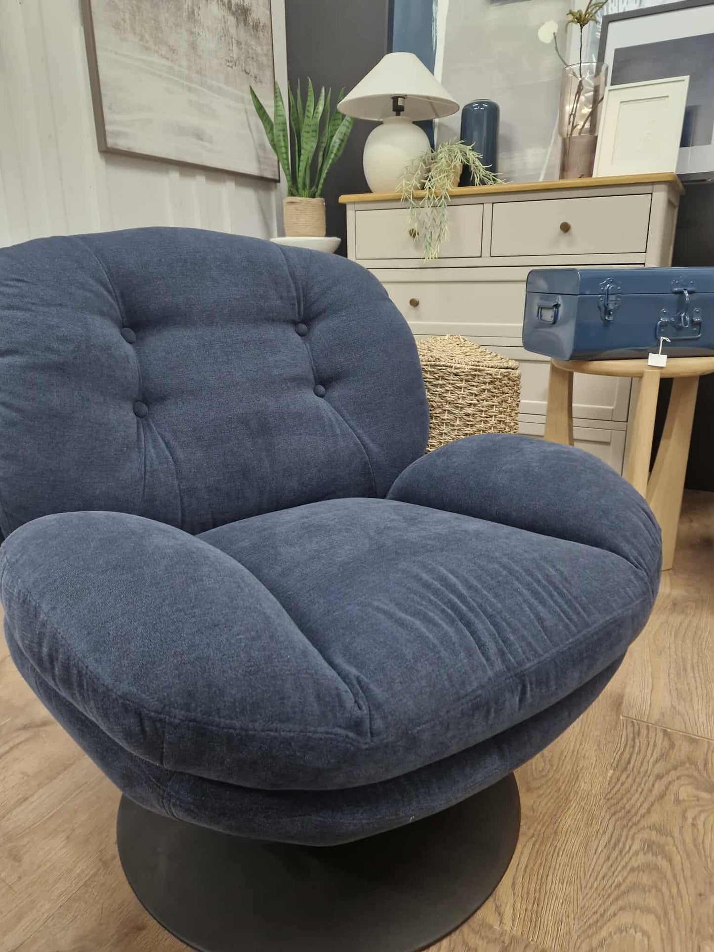 Swivel Leisure Chair / Armchair Dark Navy Blue