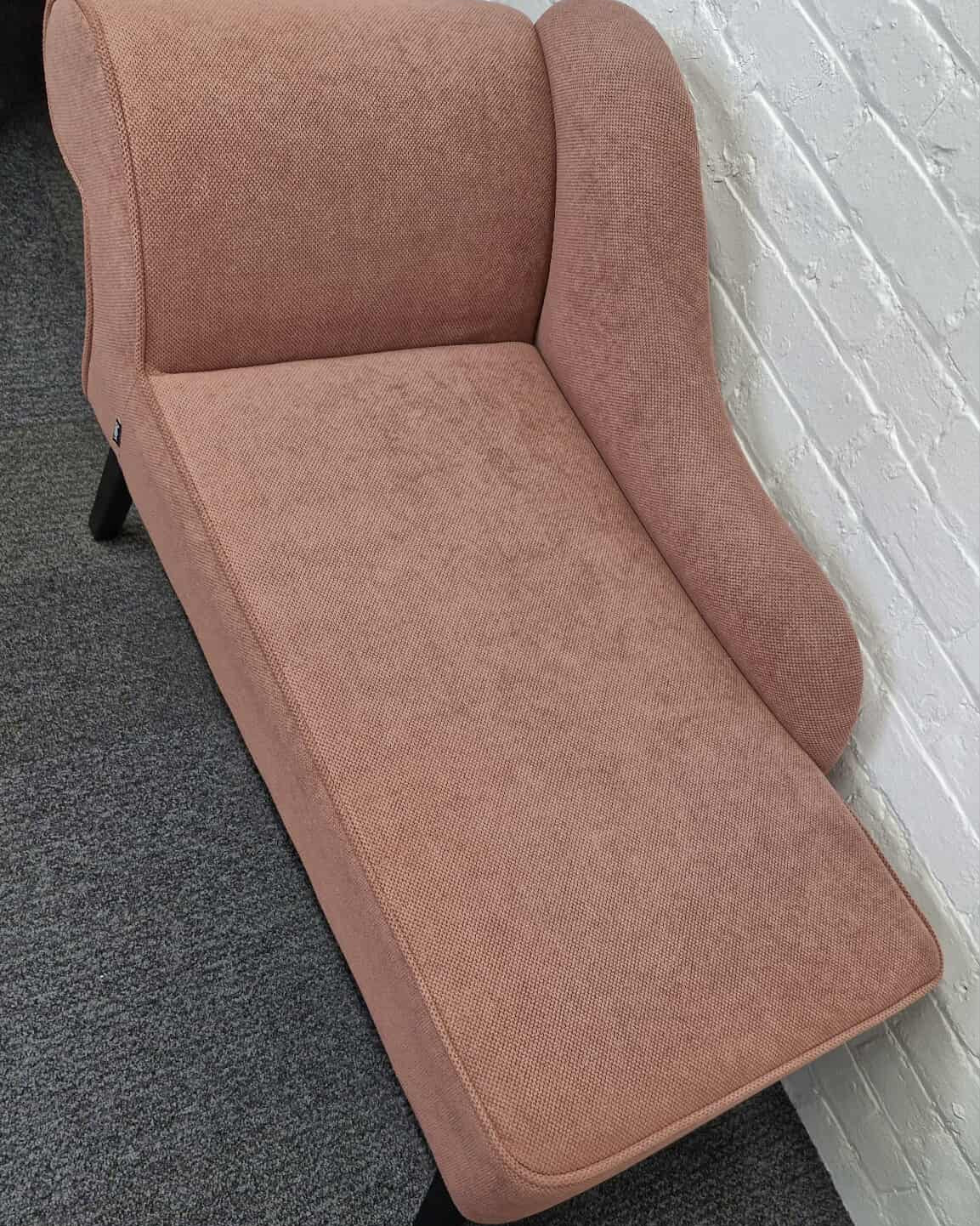 Left Hand Chaise Lounge / Pastel Pink