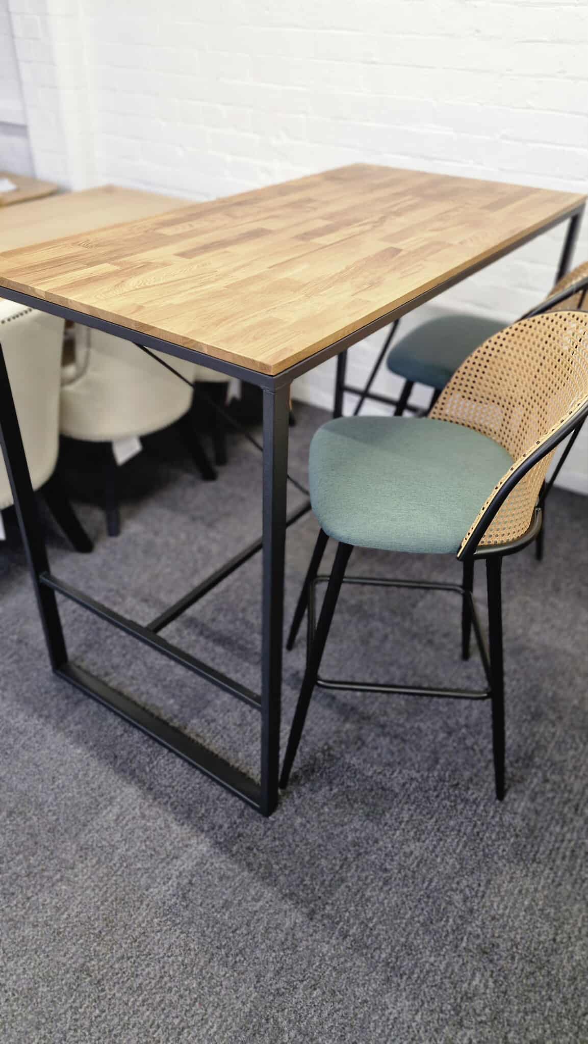 Oak and Steel 4-6 Seater High Bar Table