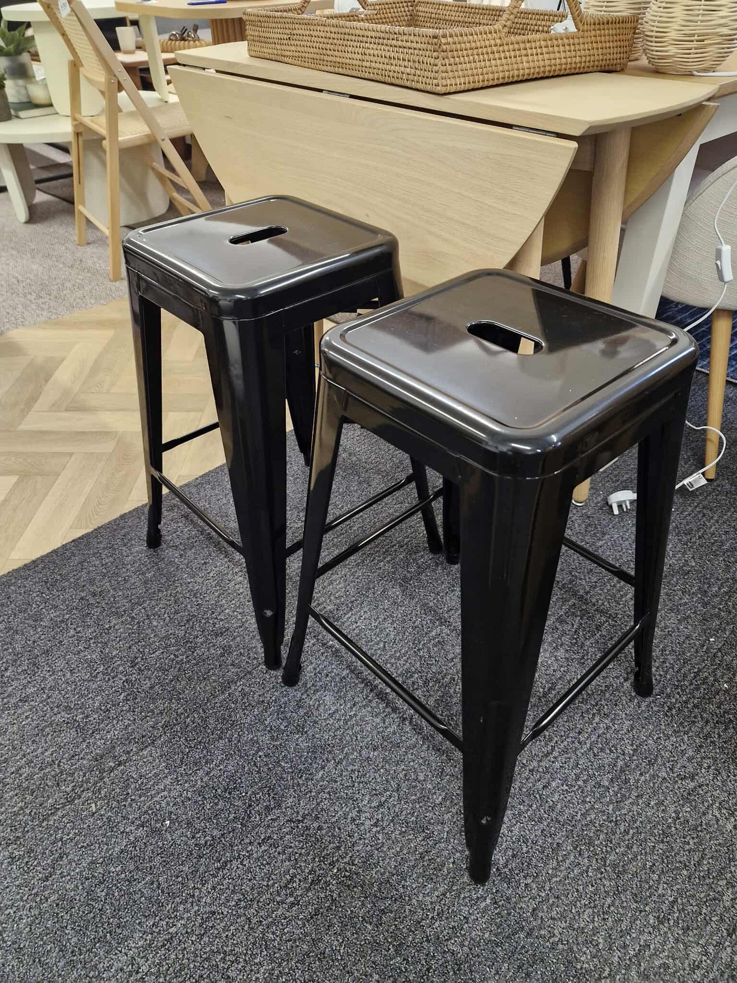 Black Metal Industrial Style Kitchen Bar Stools / Set of 2