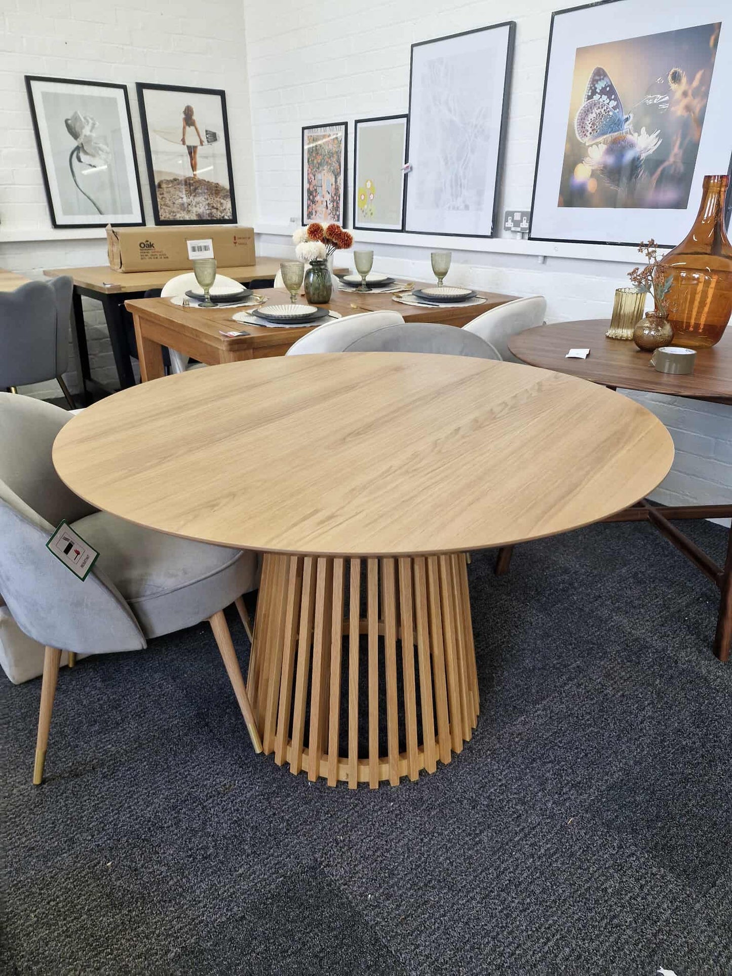 Oak 120cm Slatted Base Round Dining Table