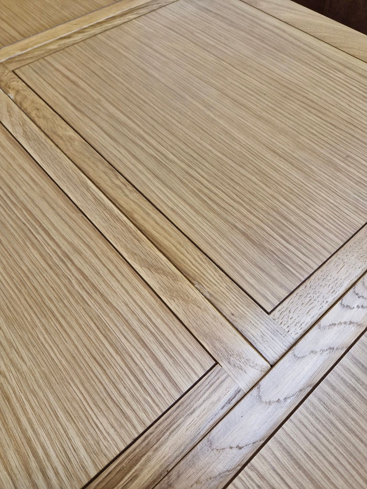 Extending Dining Table Painted and Oak / 6-8 seater