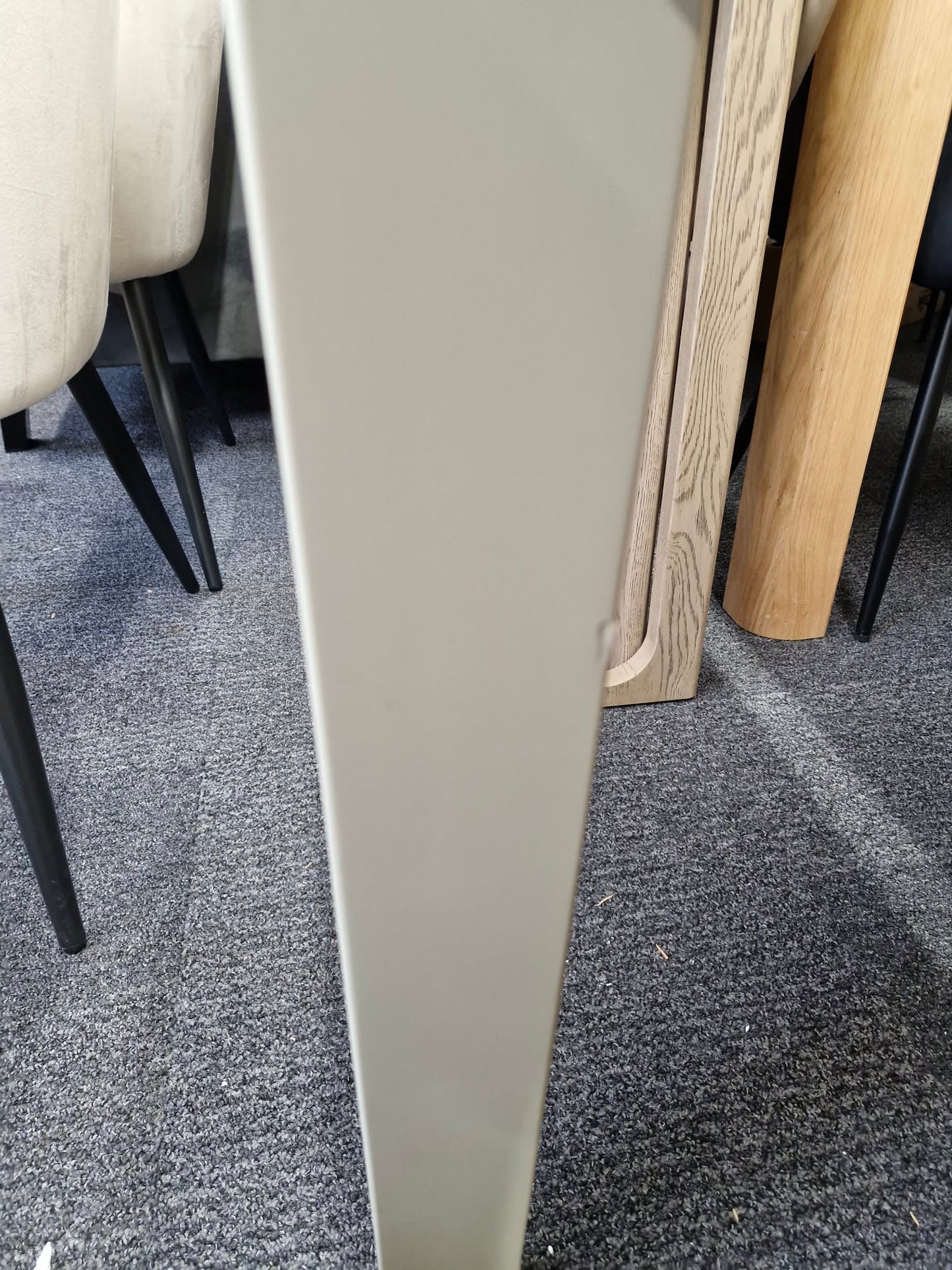 Extending Dining Table Painted and Oak / 6-8 seater