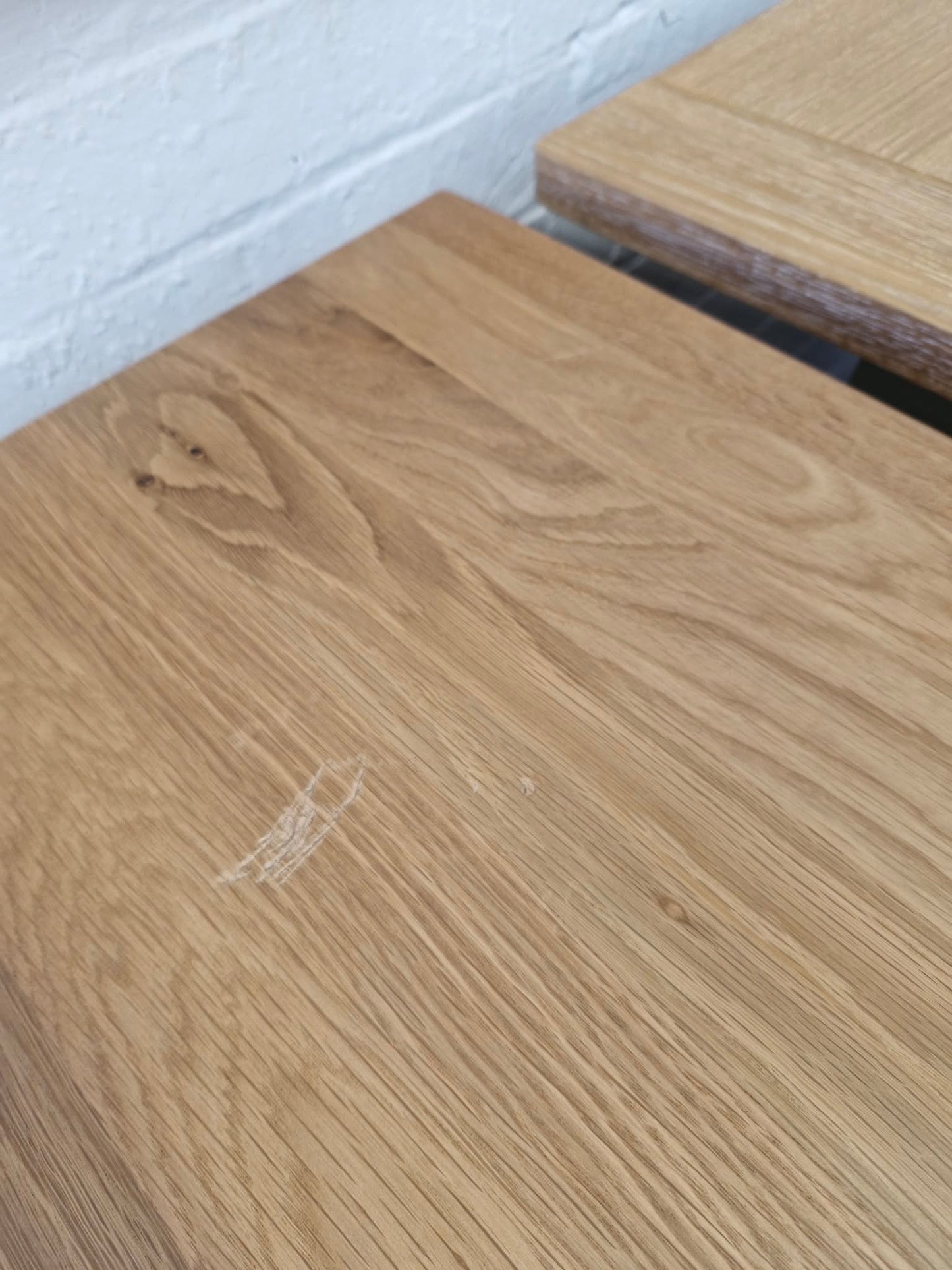 Solid Oak Extending Dining Table - Oaklee 6-8 seater
