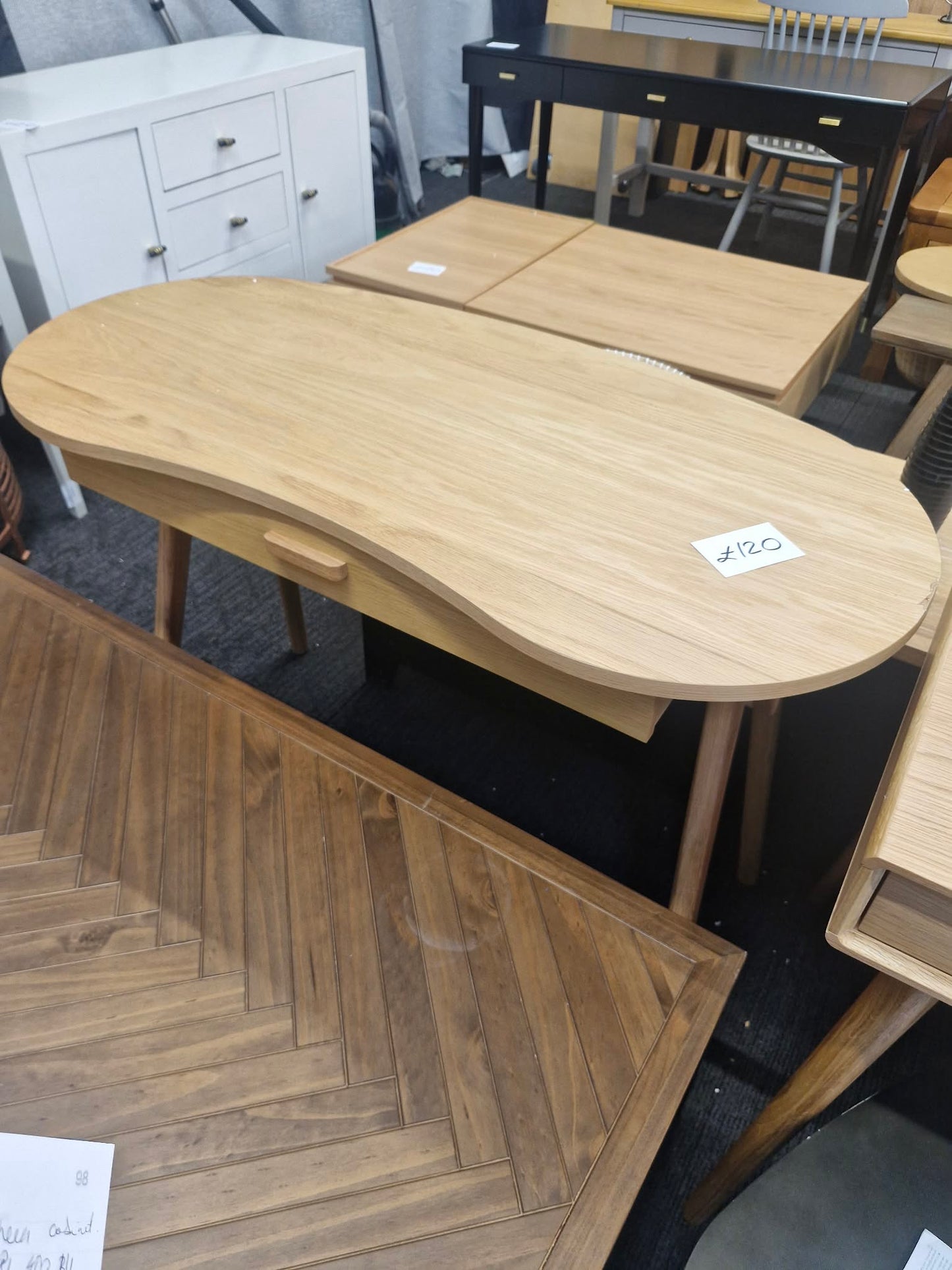 Bean Organic Shape Oak Desk with drawer