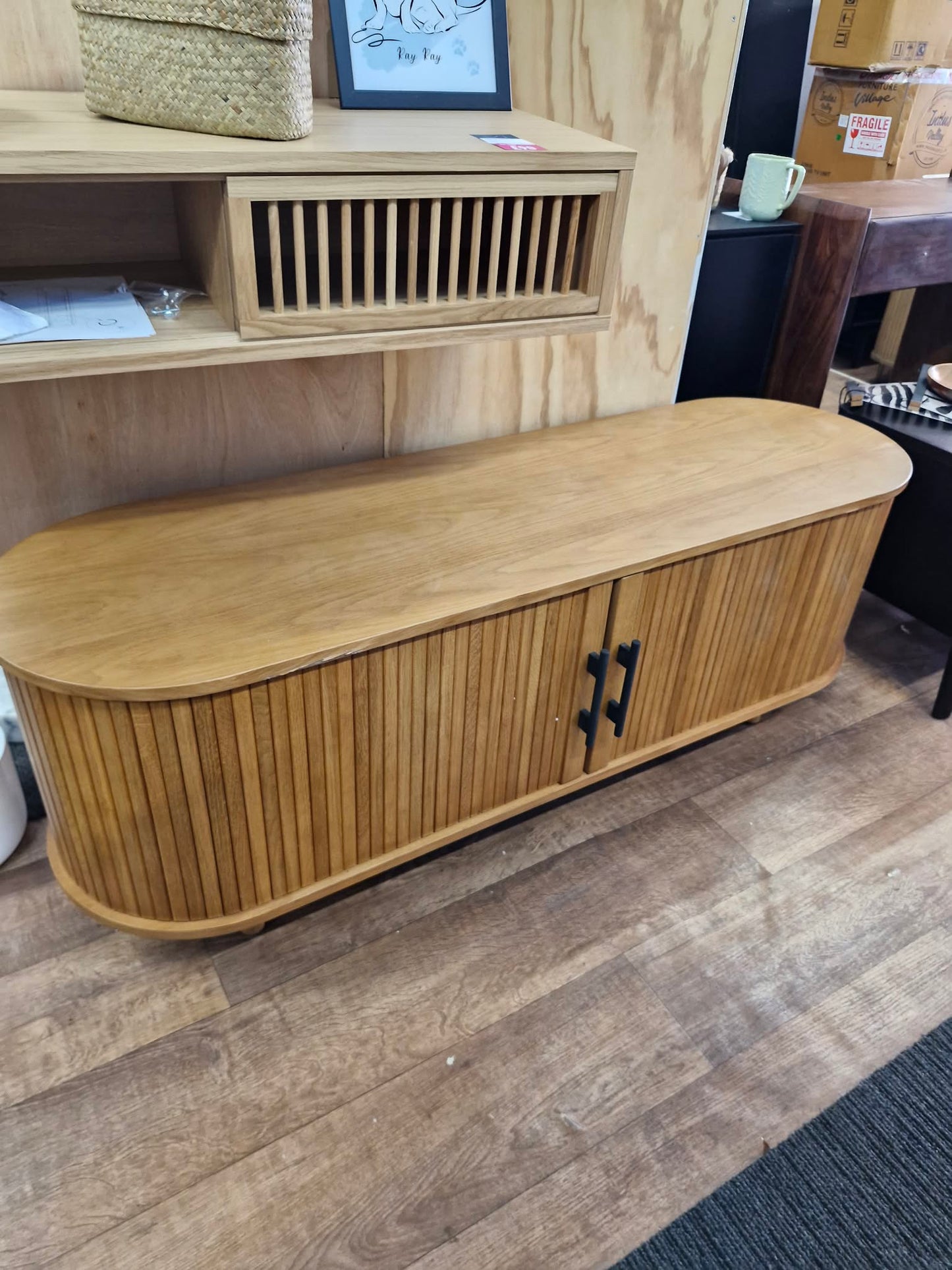 Oak Sliding Slatted Door Tv Unit Stand