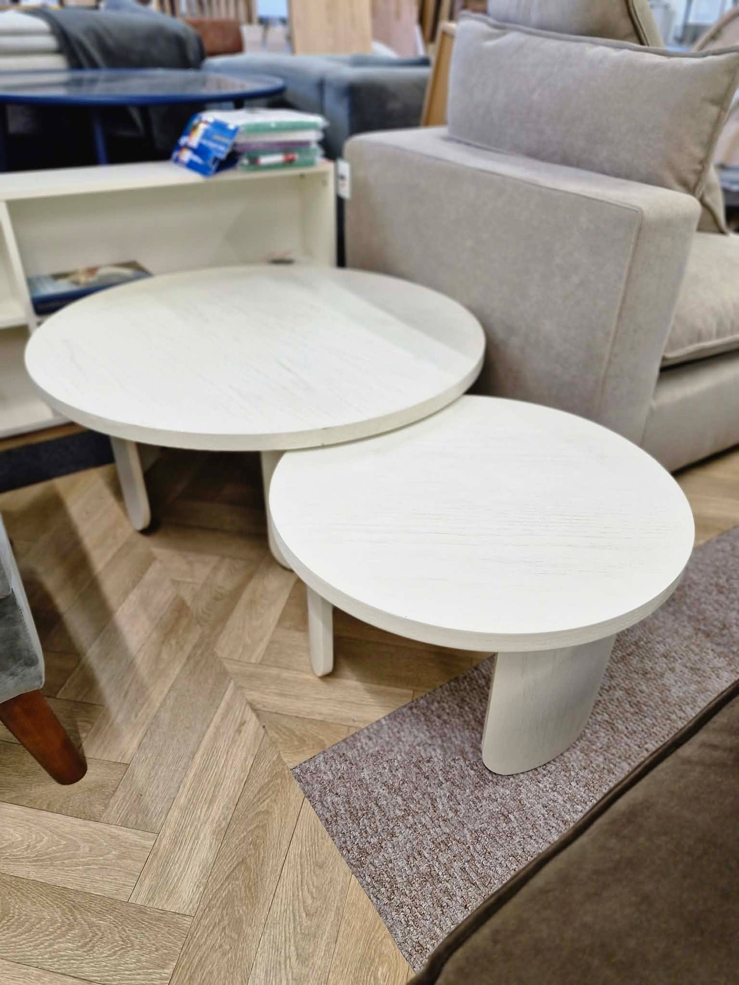 White Large Round Nest of Tables