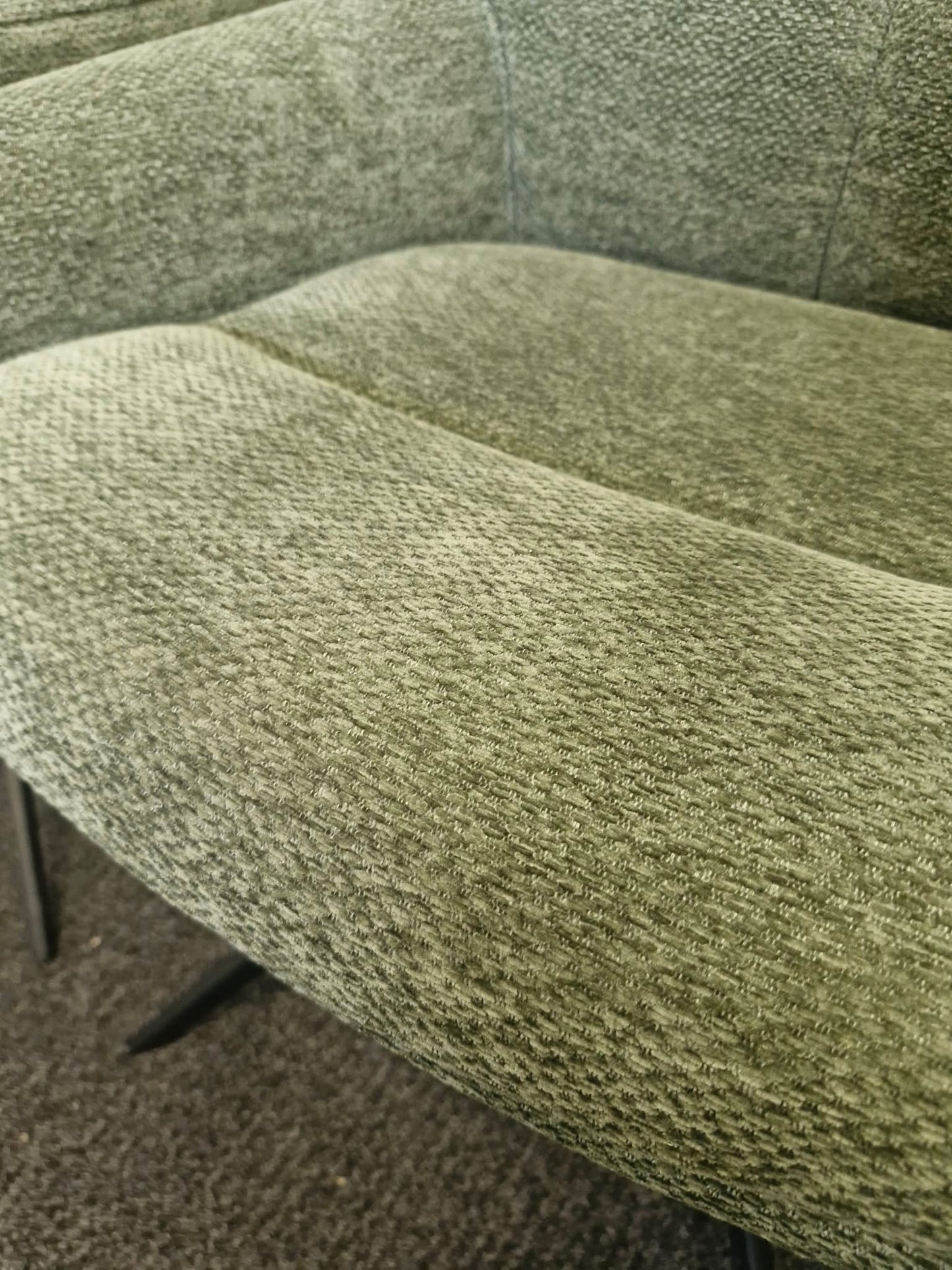 Set of 4 swivel dining chairs / Forest Green and black metal