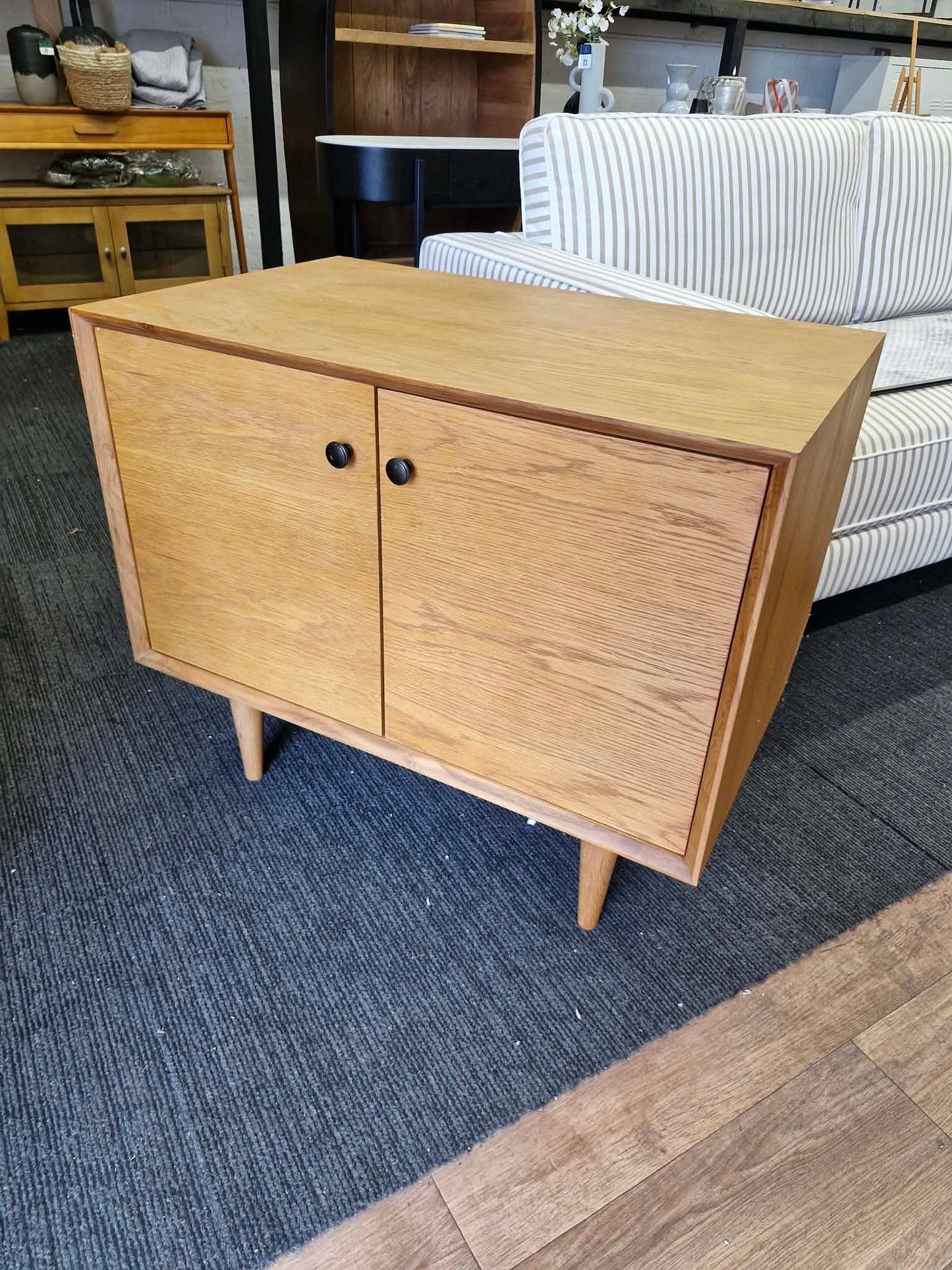 Vintage Style Small Cabinet / Dark Oak Vanity Unit