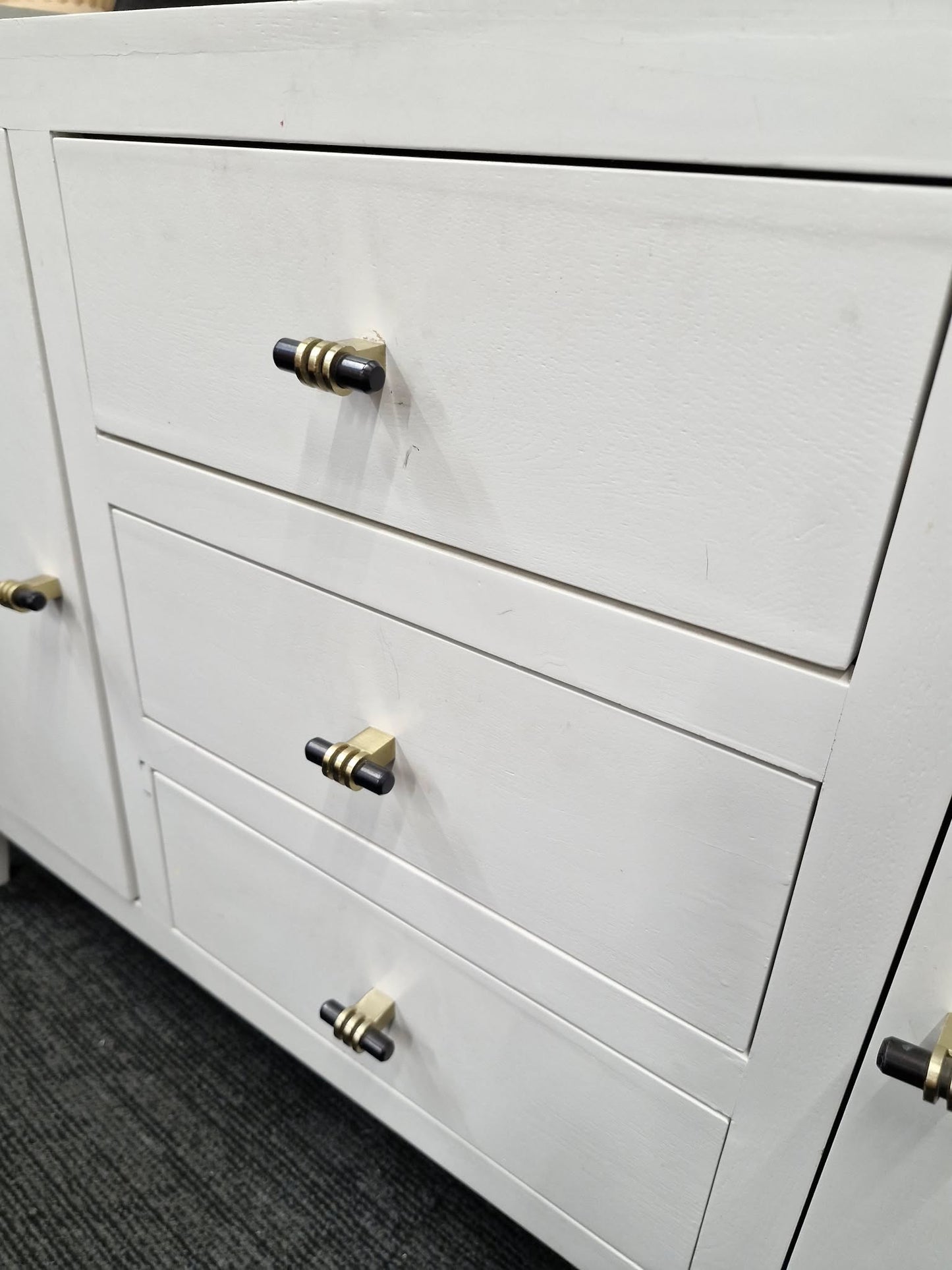 White Sideboard with 2 doors and 3 drawers