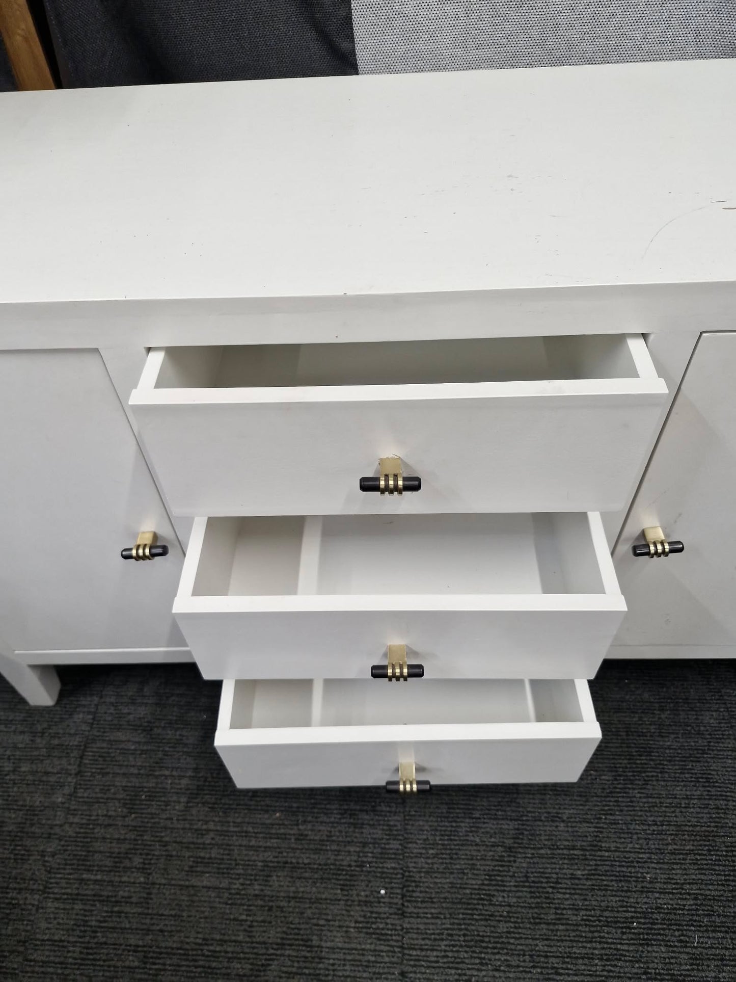 White Sideboard with 2 doors and 3 drawers