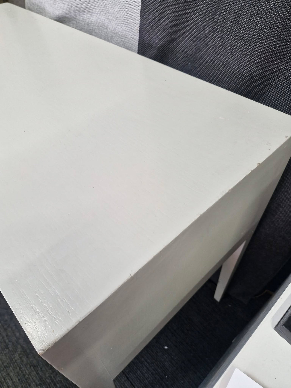 Light Grey 5 Drawer Dressing Table - Desk