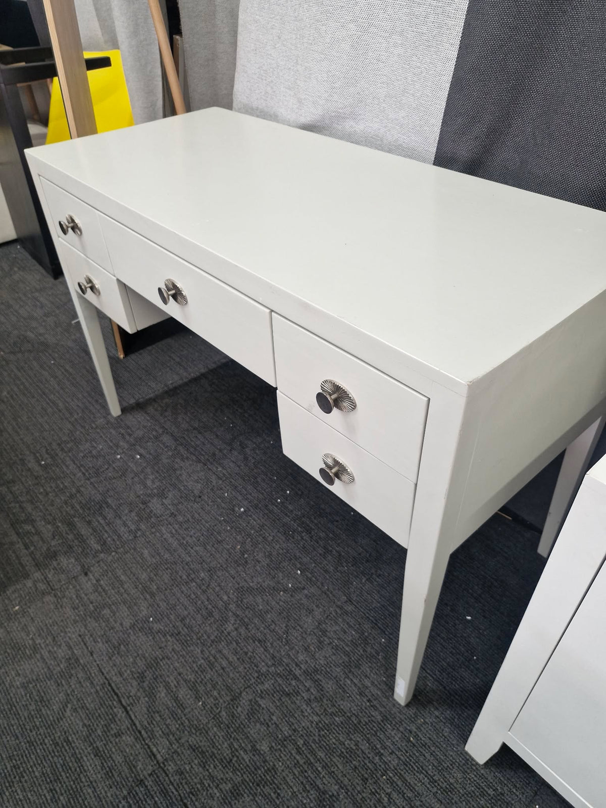 Light Grey 5 Drawer Dressing Table - Desk