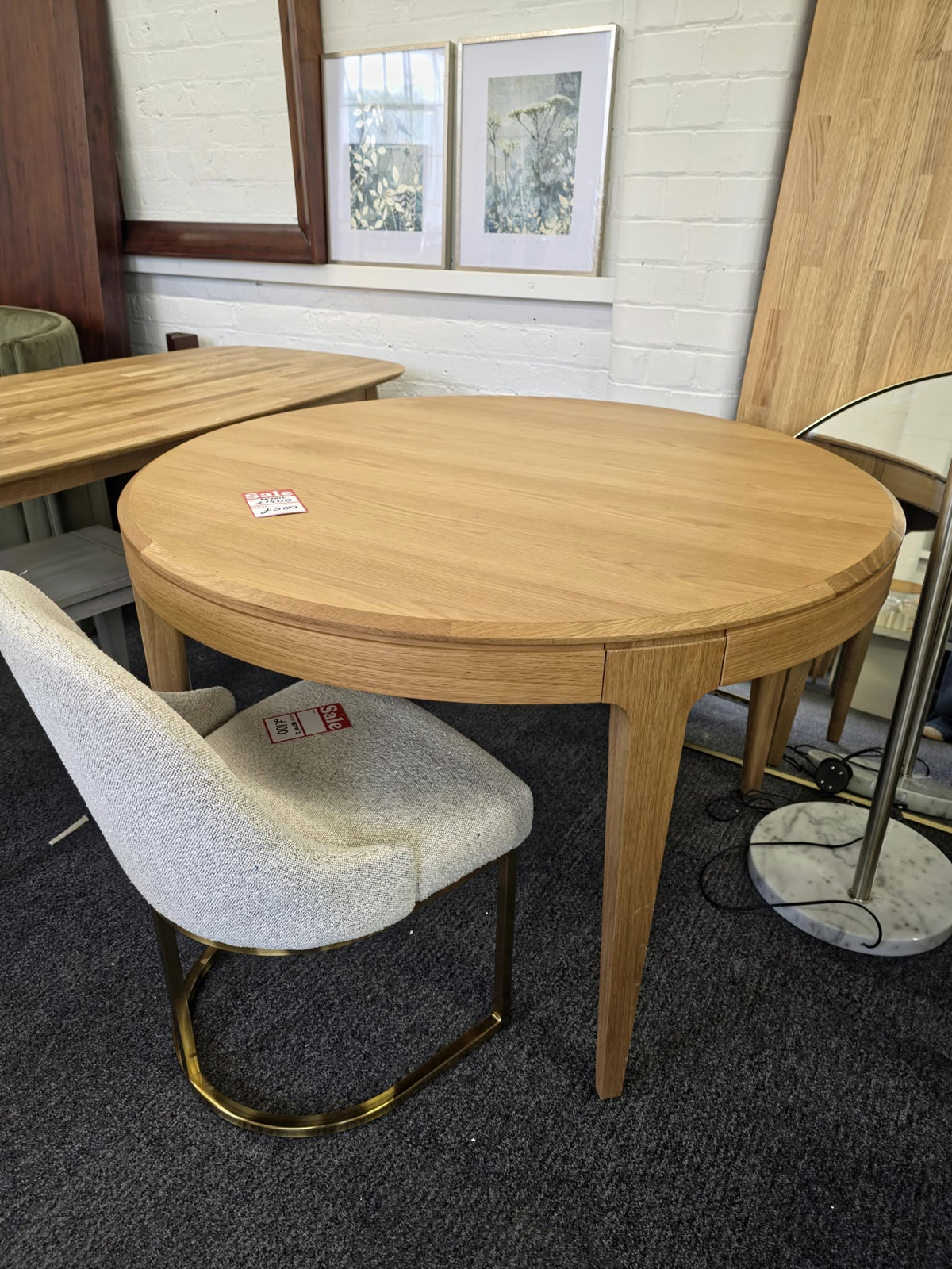 Round Extendable Oak Dining Table - Seats 4 to 8