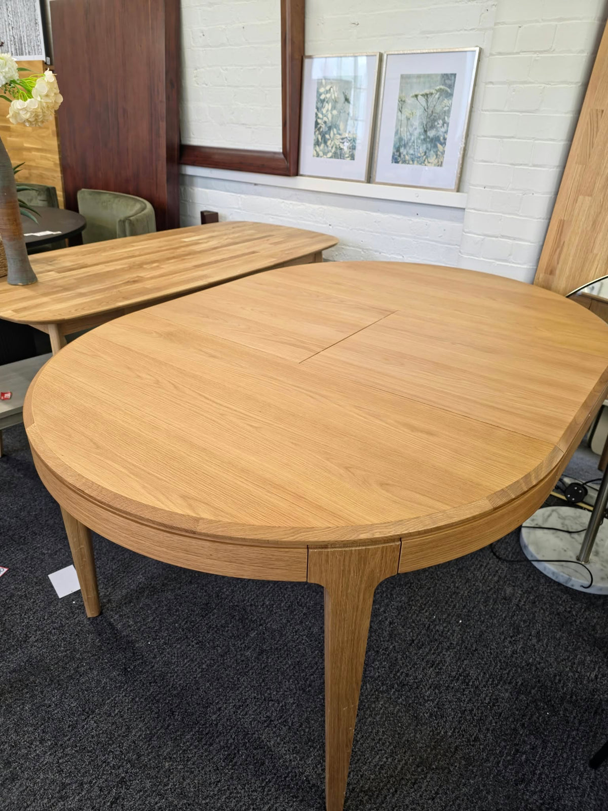 Round Extendable Oak Dining Table - Seats 4 to 8