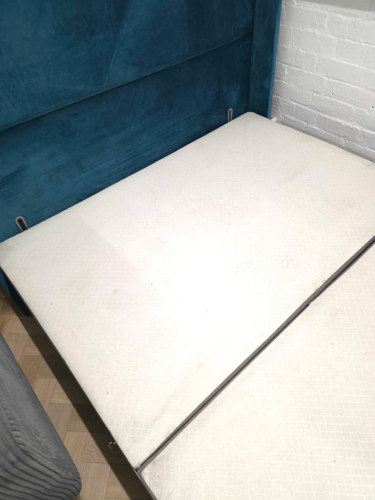 King Size Divan Bed with Tall Teal Velvet Winged Headboard, Grey Base