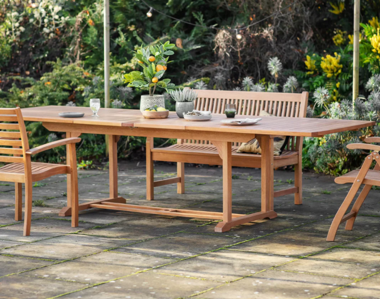 Outdoor Dining Table / Extra Large Extending, Solid Wood