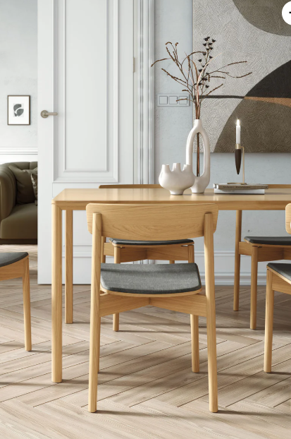 Oak Scandi Style Dining Table / 4-6 seater